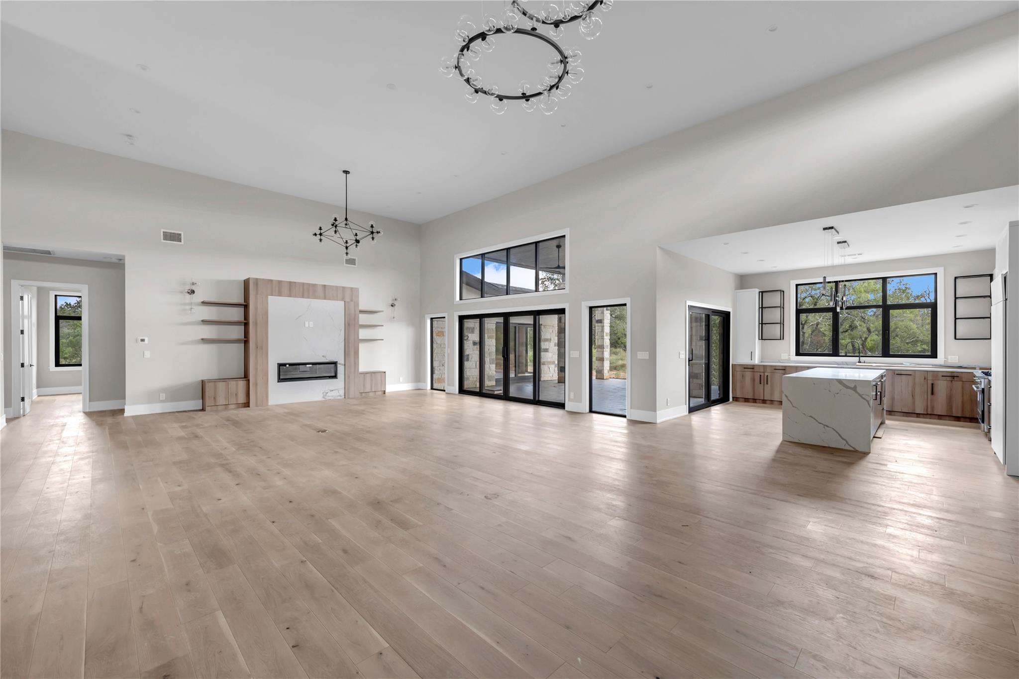 Image 11 of 35 For 6507 Ranch Rd 962 W