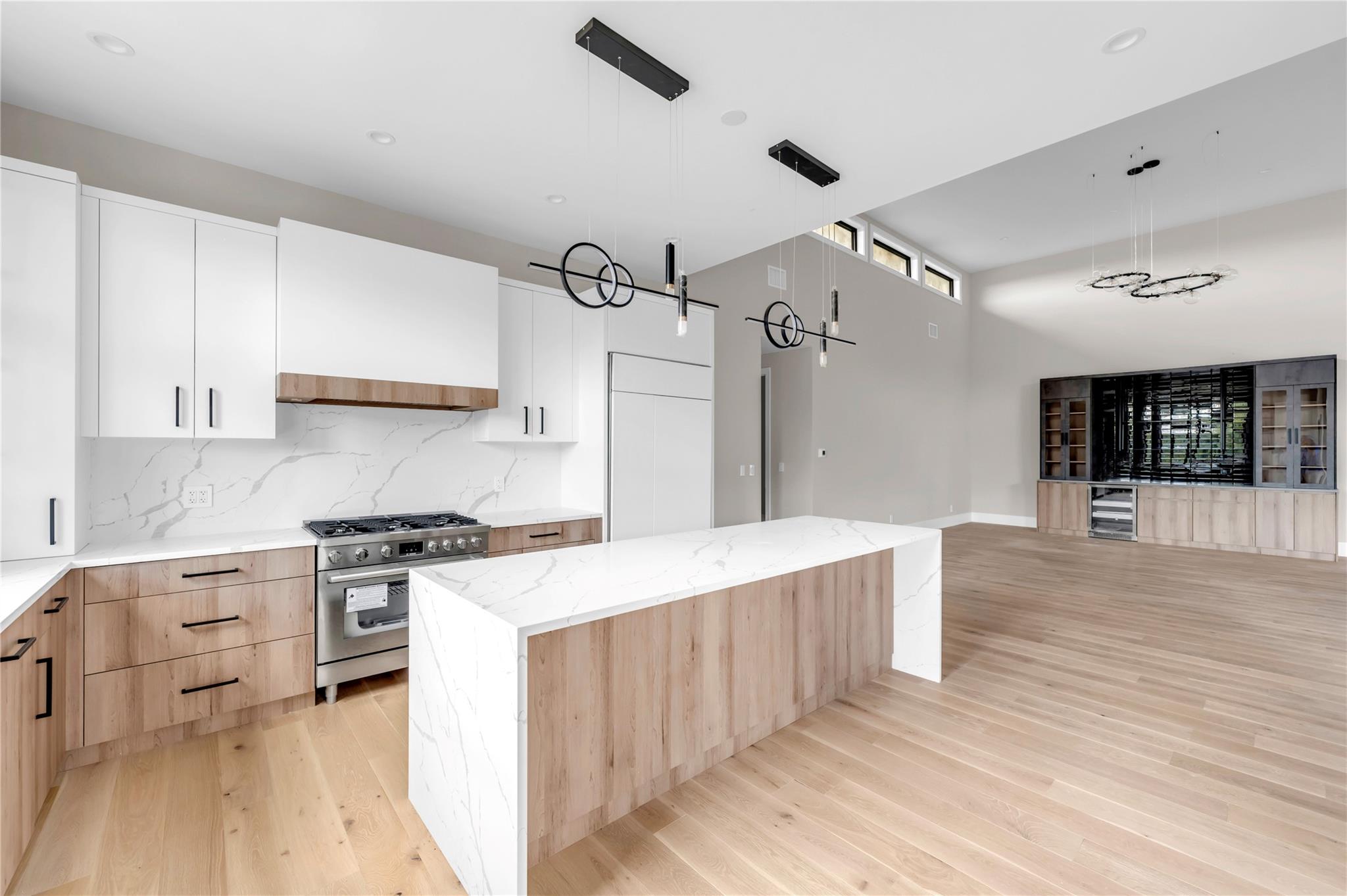 Image 15 of 35 For 6507 Ranch Rd 962 W