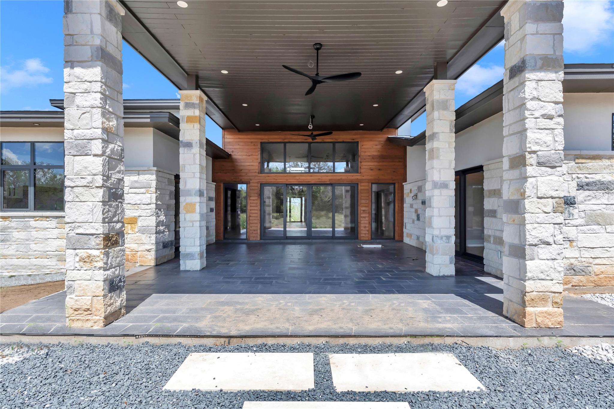 Image 3 of 35 For 6507 Ranch Rd 962 W