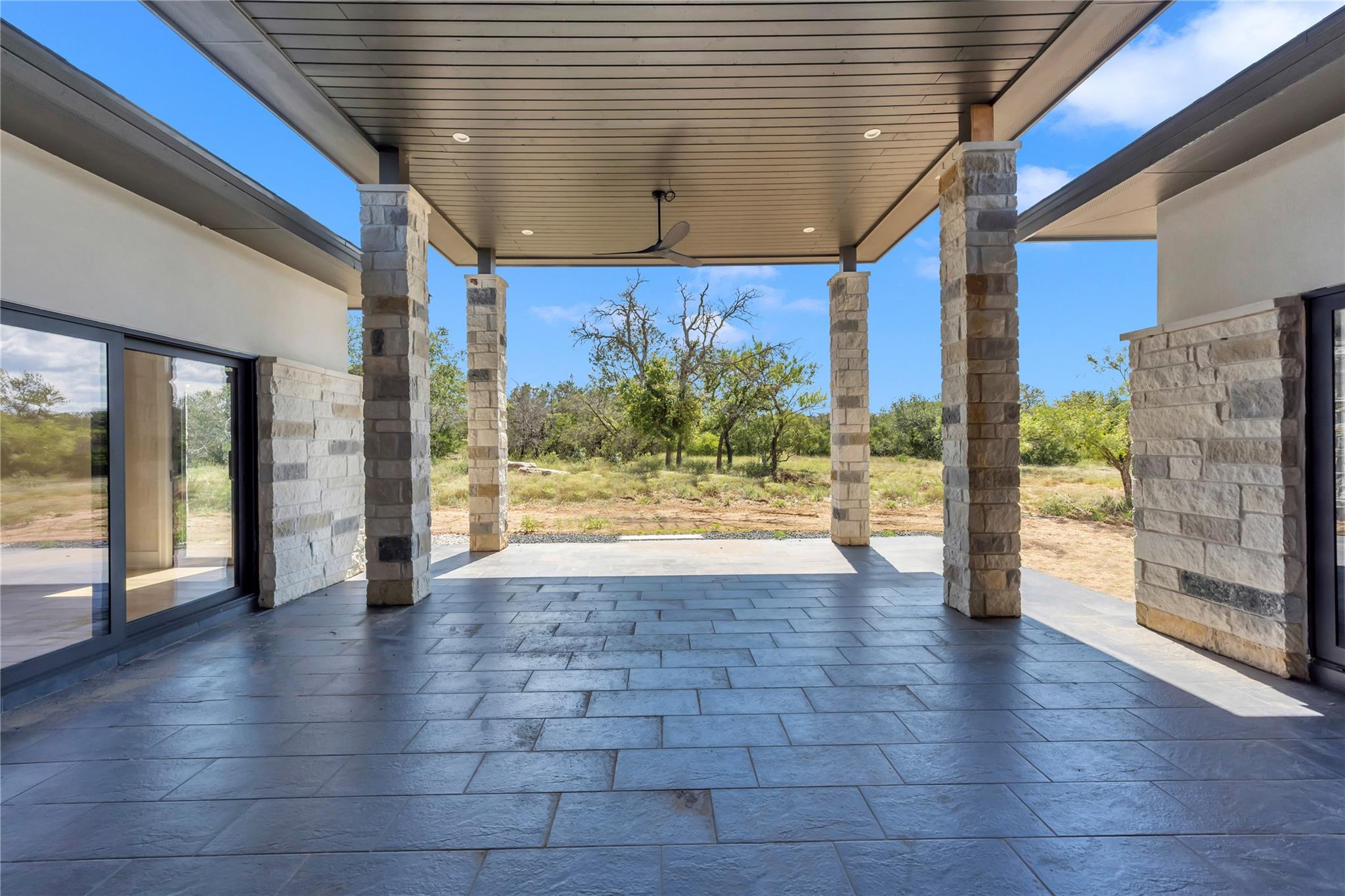 Image 31 of 35 For 6507 Ranch Rd 962 W