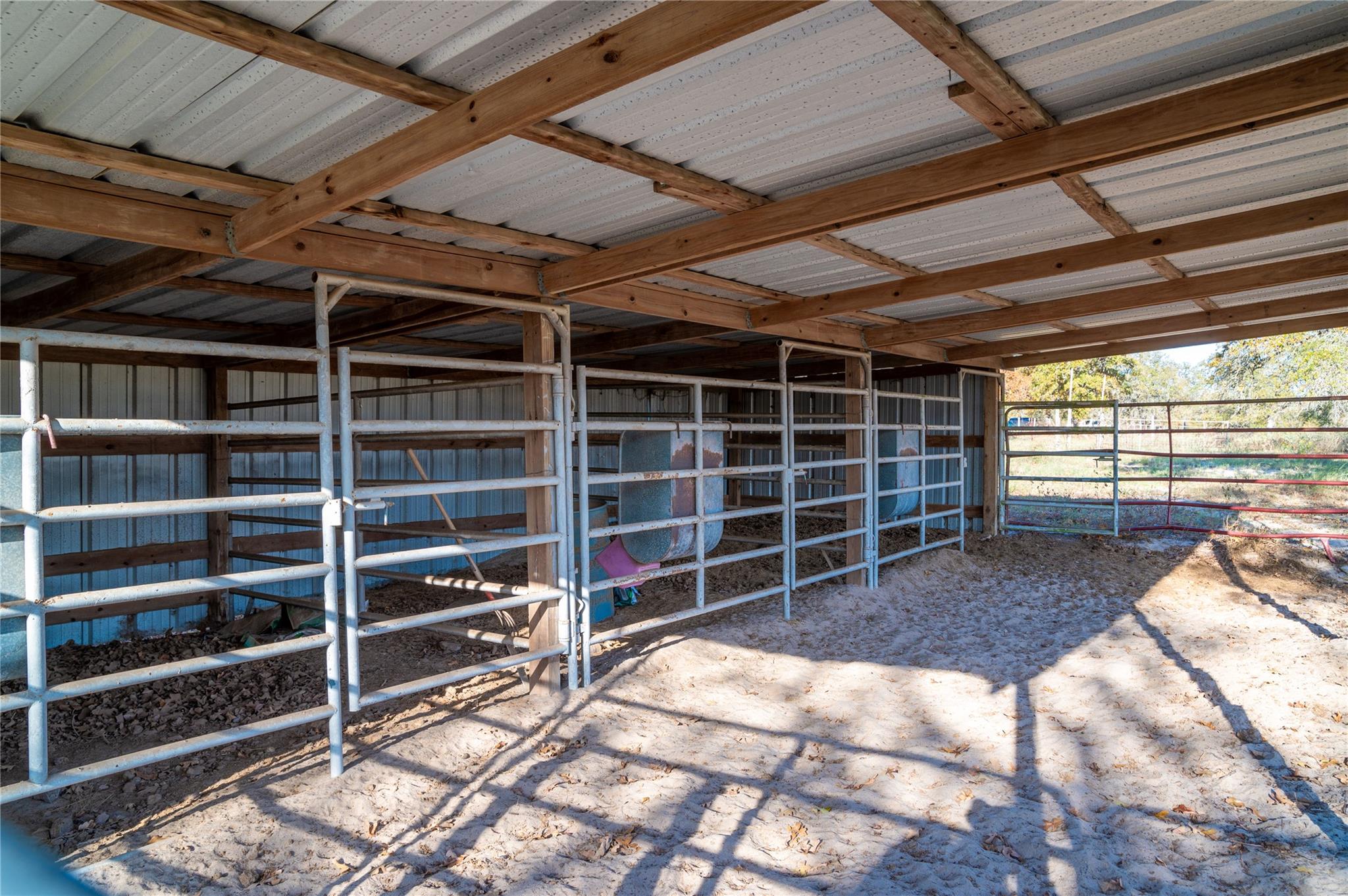 Image 8 of 30 For 847 Littlehorn Ln