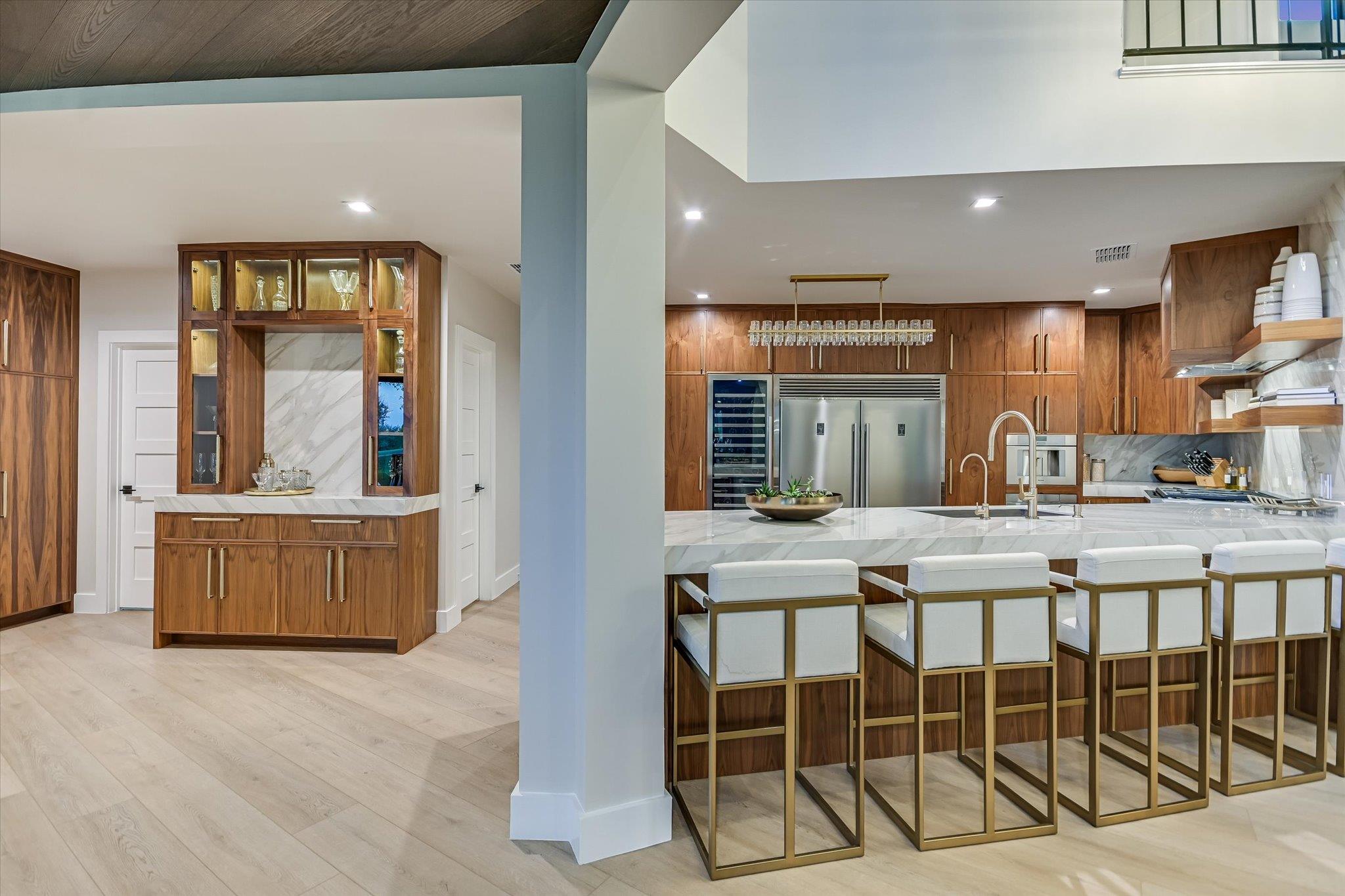 Image 11 of 37 For 6204 Lost Horizon Dr