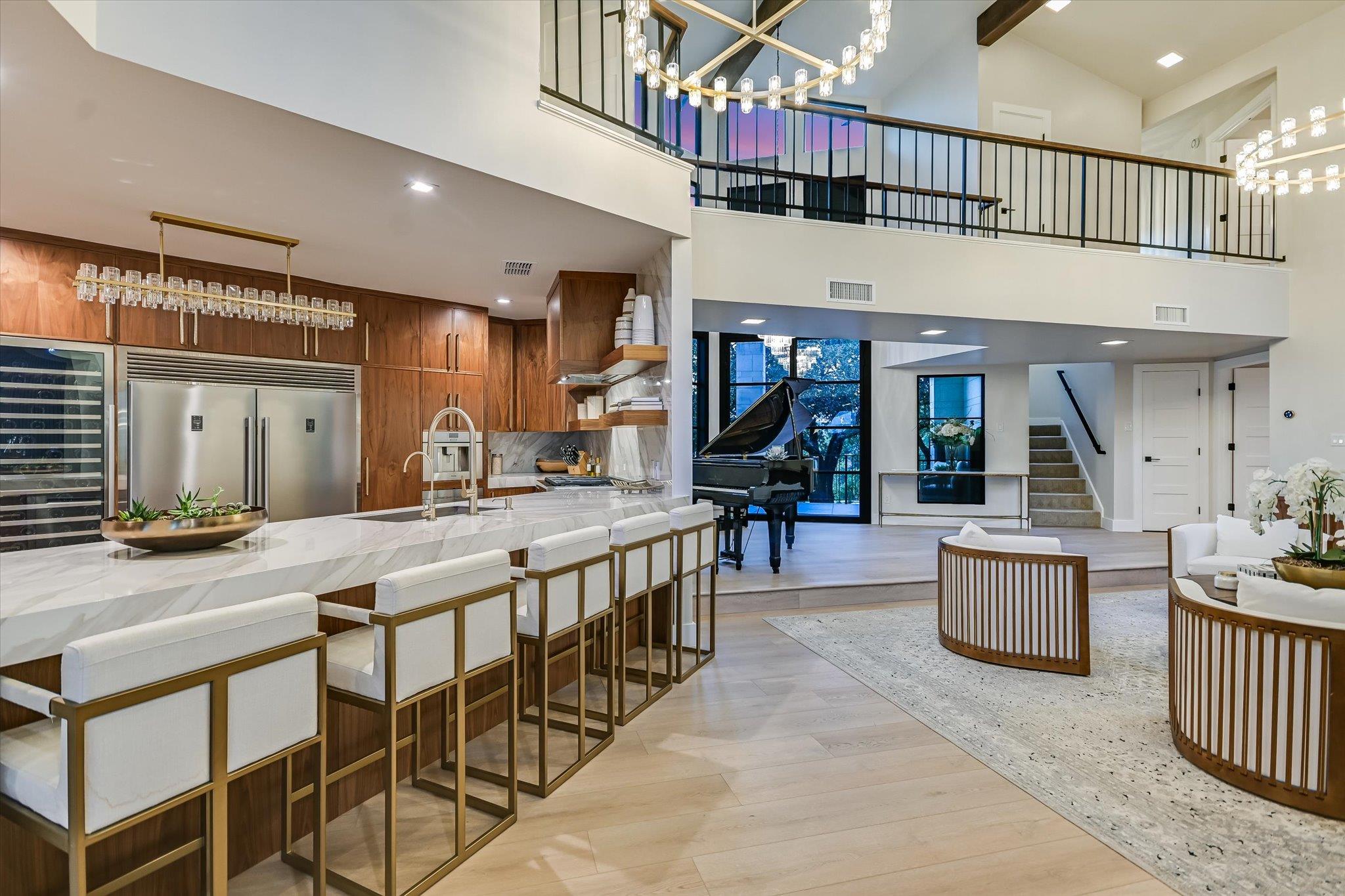 Image 13 of 37 For 6204 Lost Horizon Dr