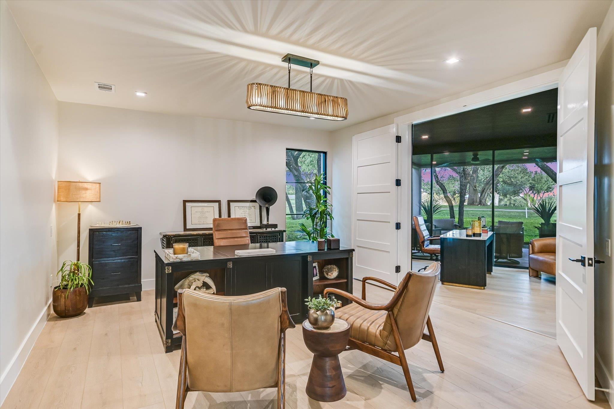 Image 28 of 37 For 6204 Lost Horizon Dr