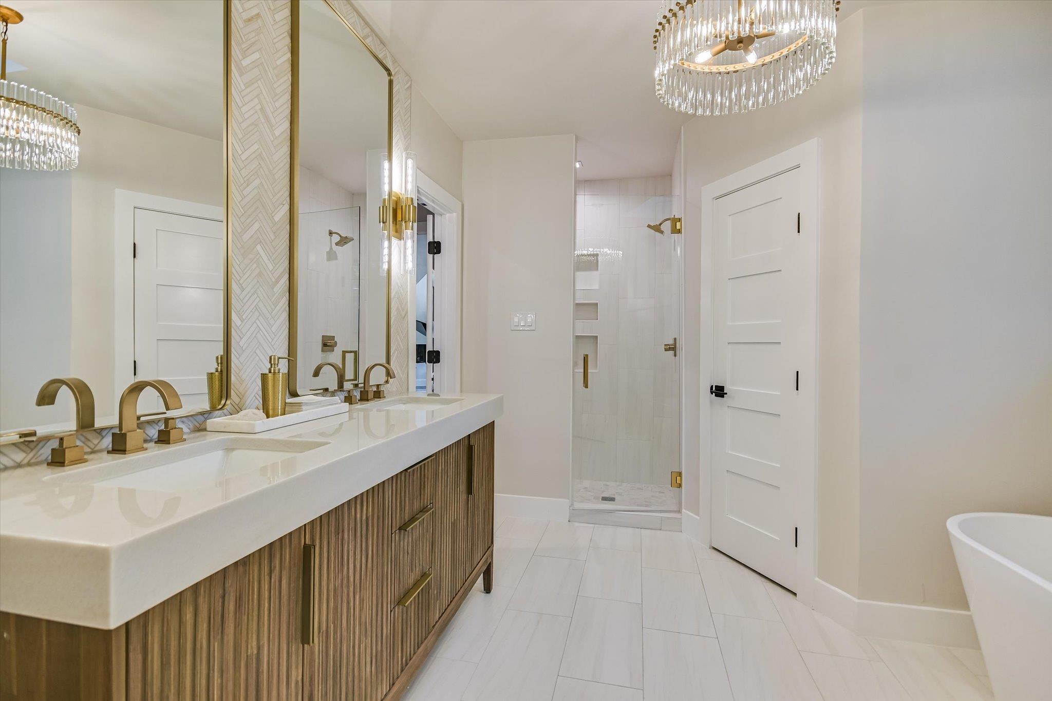 Image 29 of 37 For 6204 Lost Horizon Dr