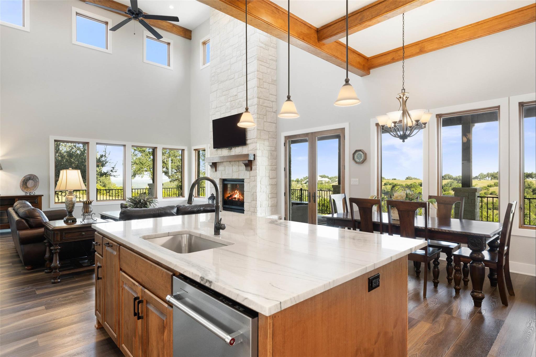 Image 13 of 40 For 234 Elk Run Cv