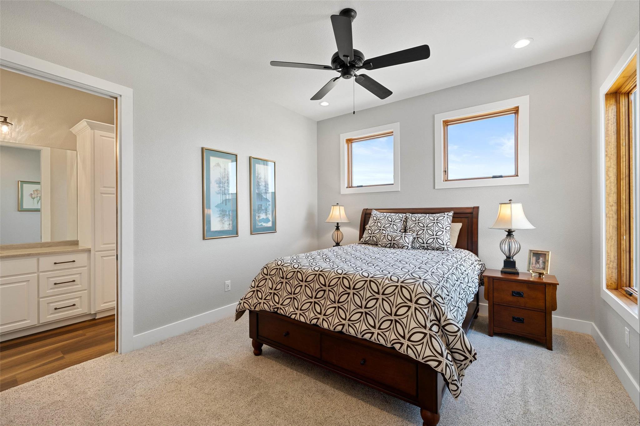 Image 27 of 40 For 234 Elk Run Cv