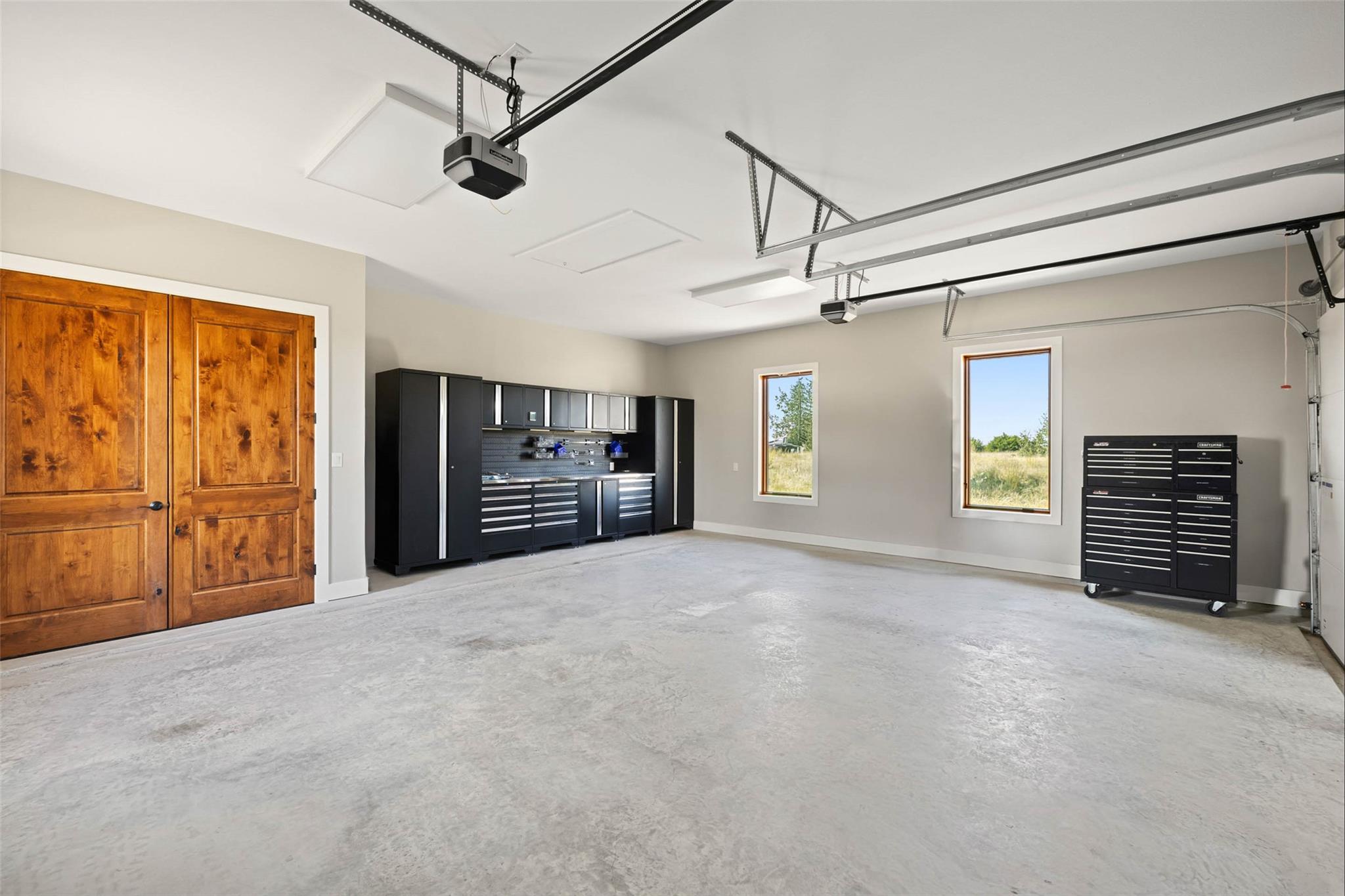 Image 34 of 40 For 234 Elk Run Cv