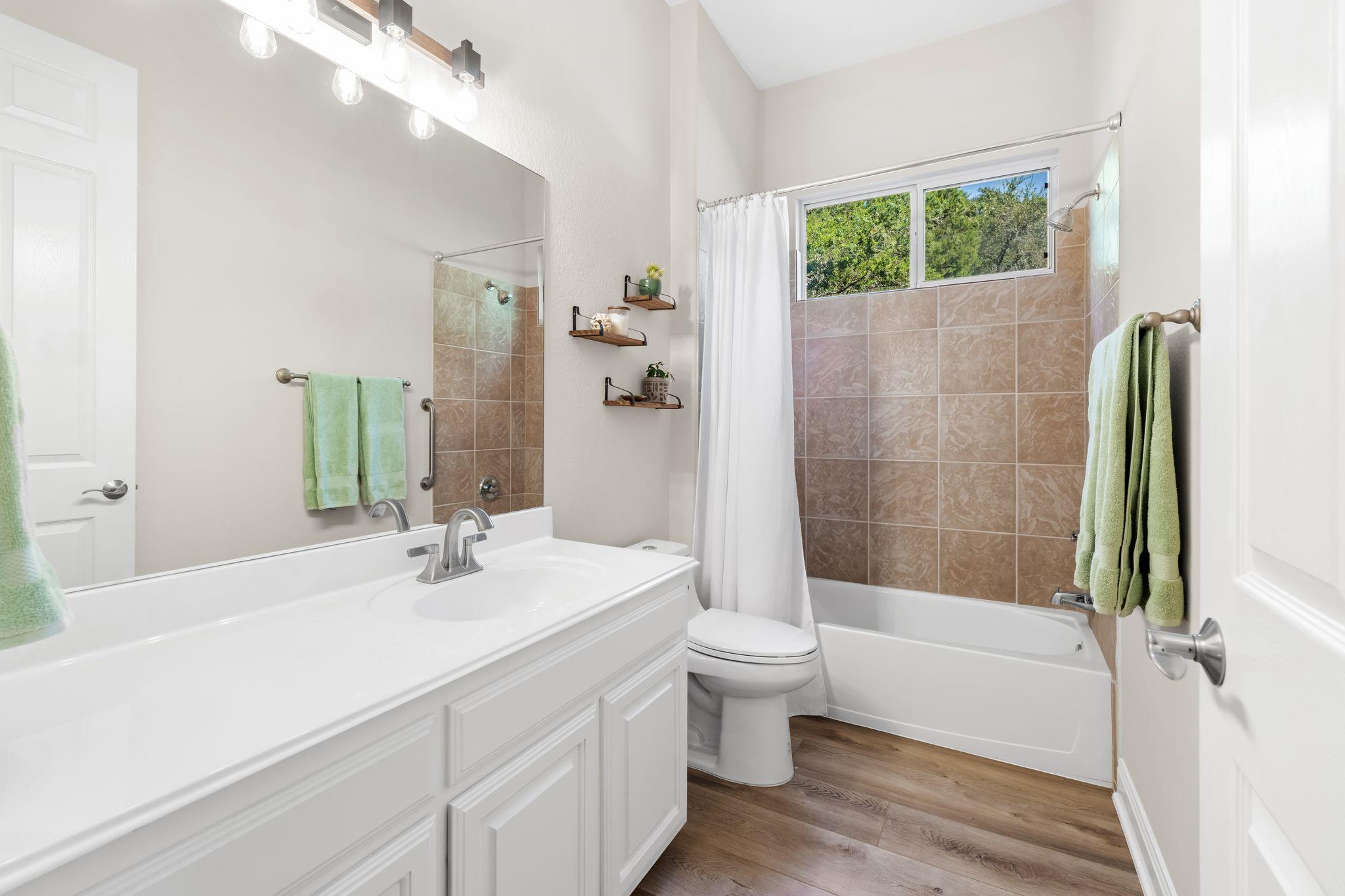 Image 15 of 40 For 13612 Flat Top Ranch Rd