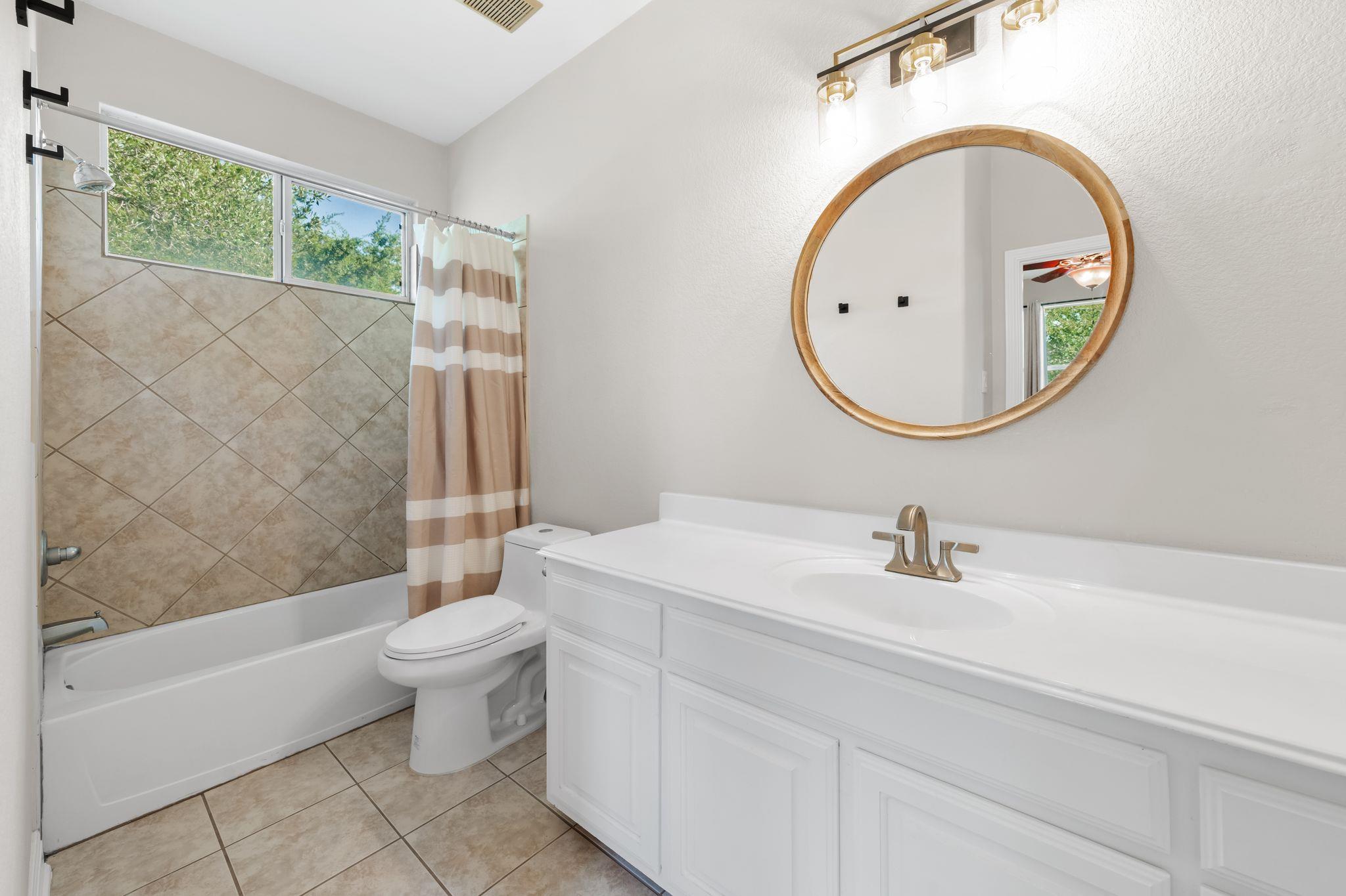 Image 23 of 40 For 13612 Flat Top Ranch Rd