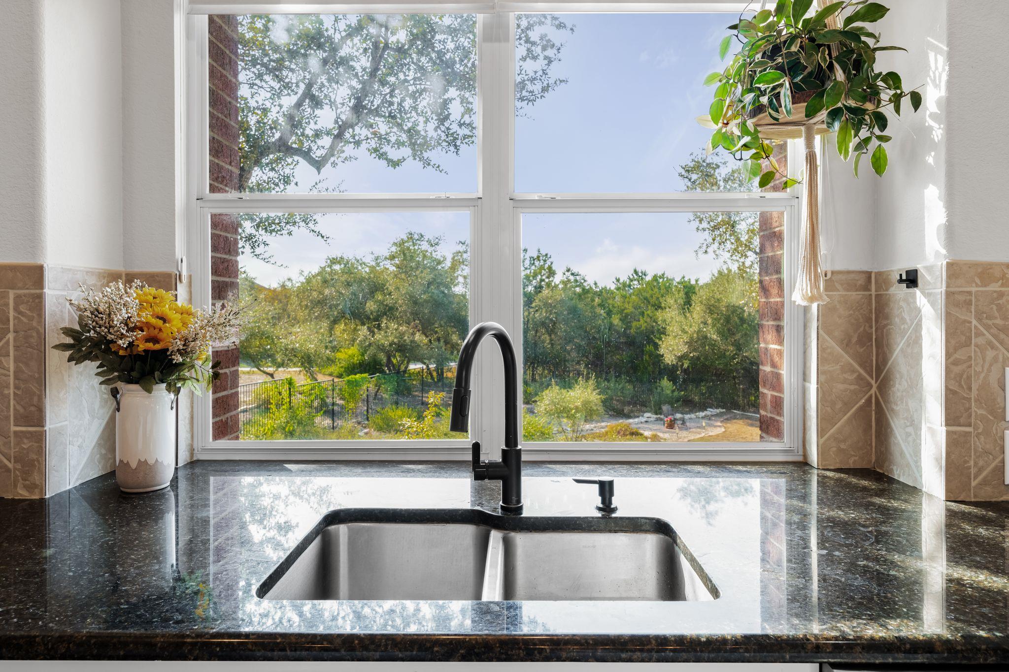 Image 9 of 40 For 13612 Flat Top Ranch Rd