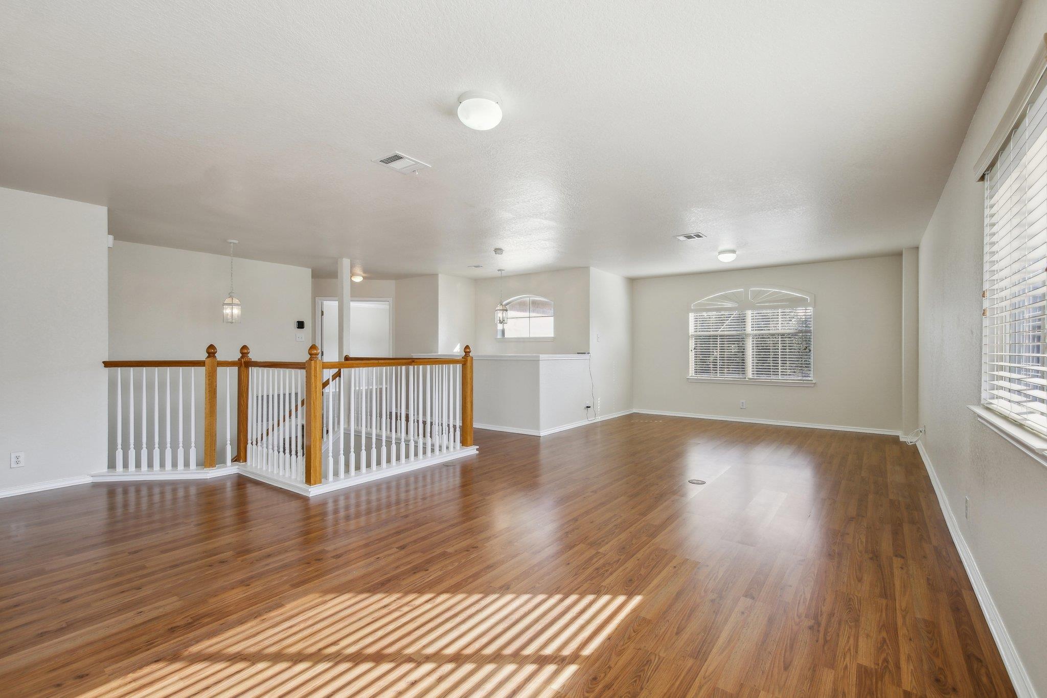 Image 23 of 40 For 2430 Dove Crossing Dr