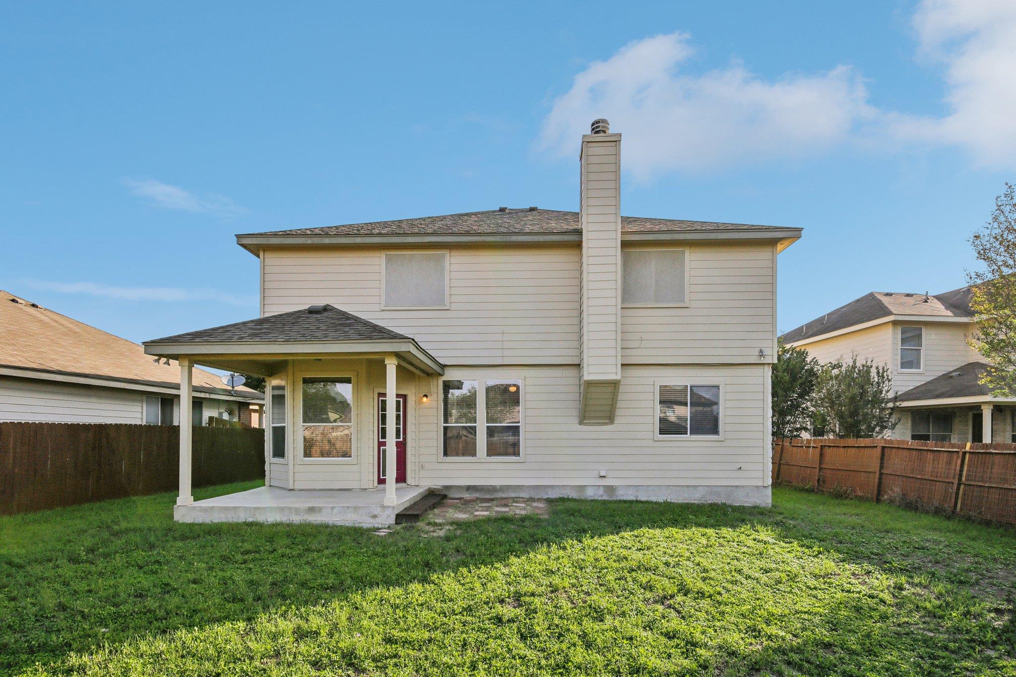 Image 33 of 40 For 2430 Dove Crossing Dr