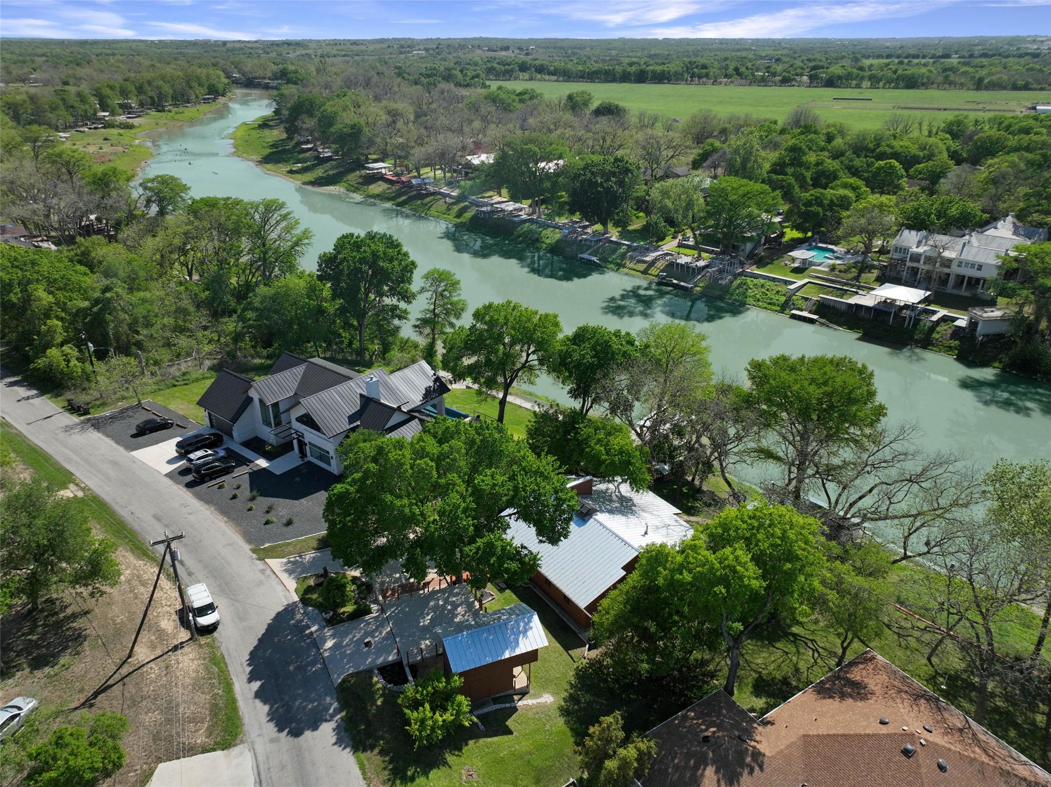 Details for 200 Turtle Ln, Seguin, TX 78155
