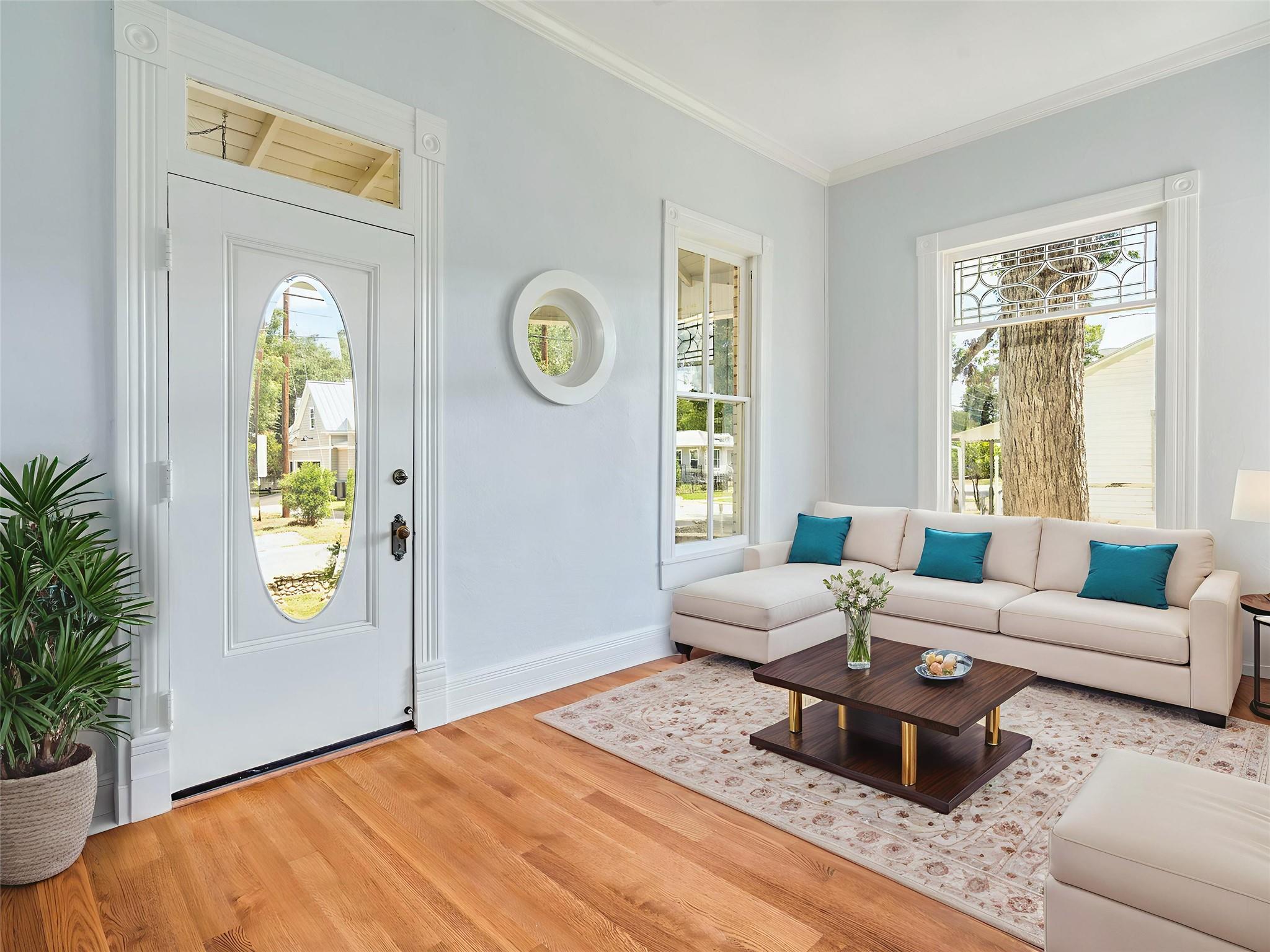 Image 8 of 40 For 351 Guenther Ave