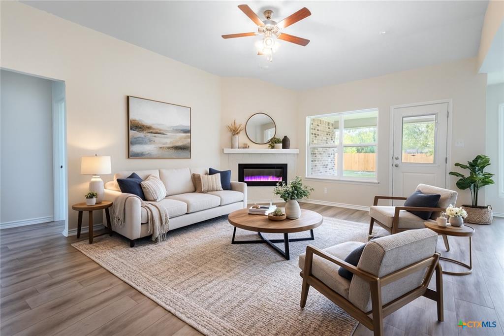 Image 4 of 36 For 224 Beeline Ln