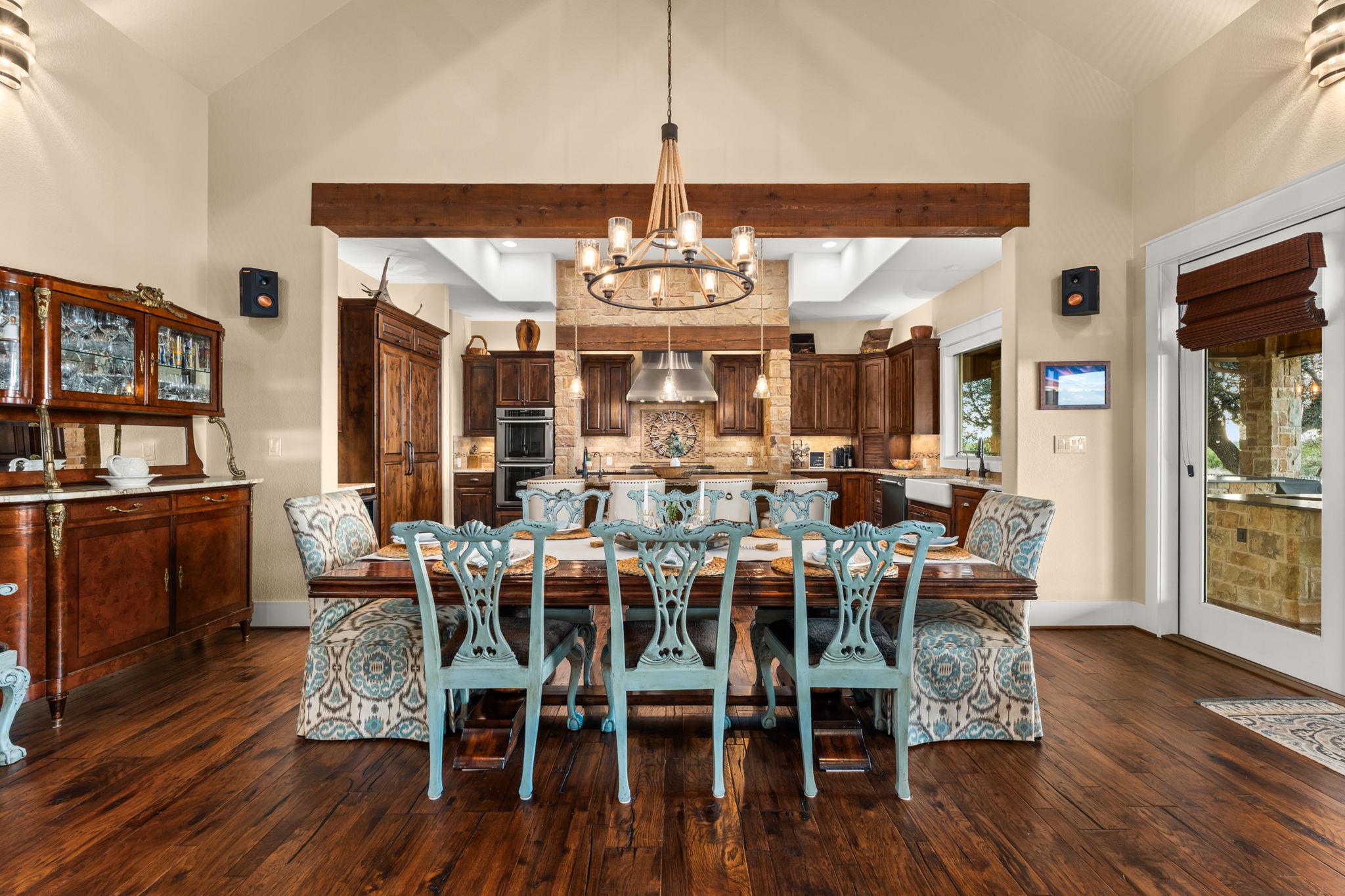 Image 4 of 40 For 1010 Vista Ridge Dr