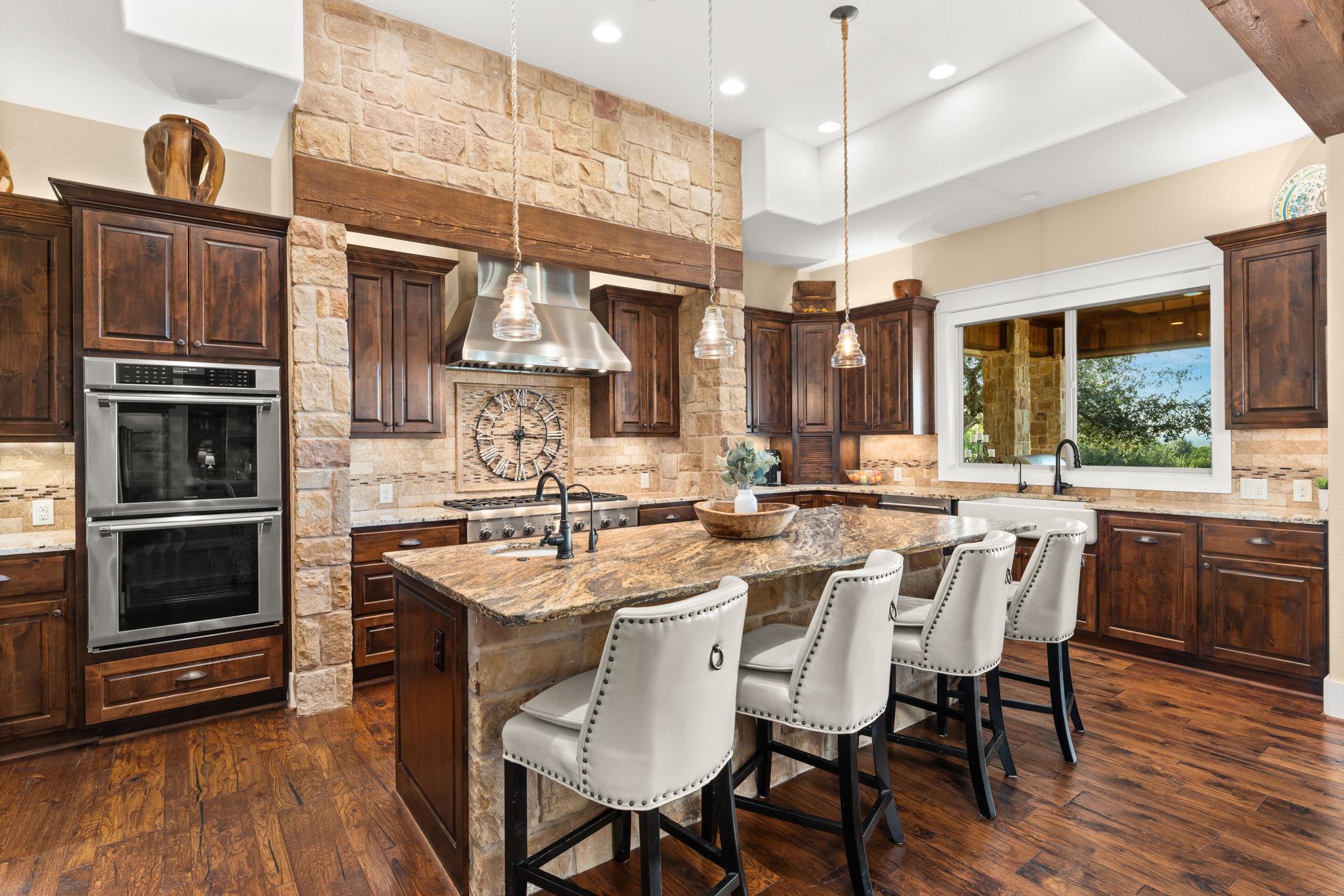 Image 5 of 40 For 1010 Vista Ridge Dr