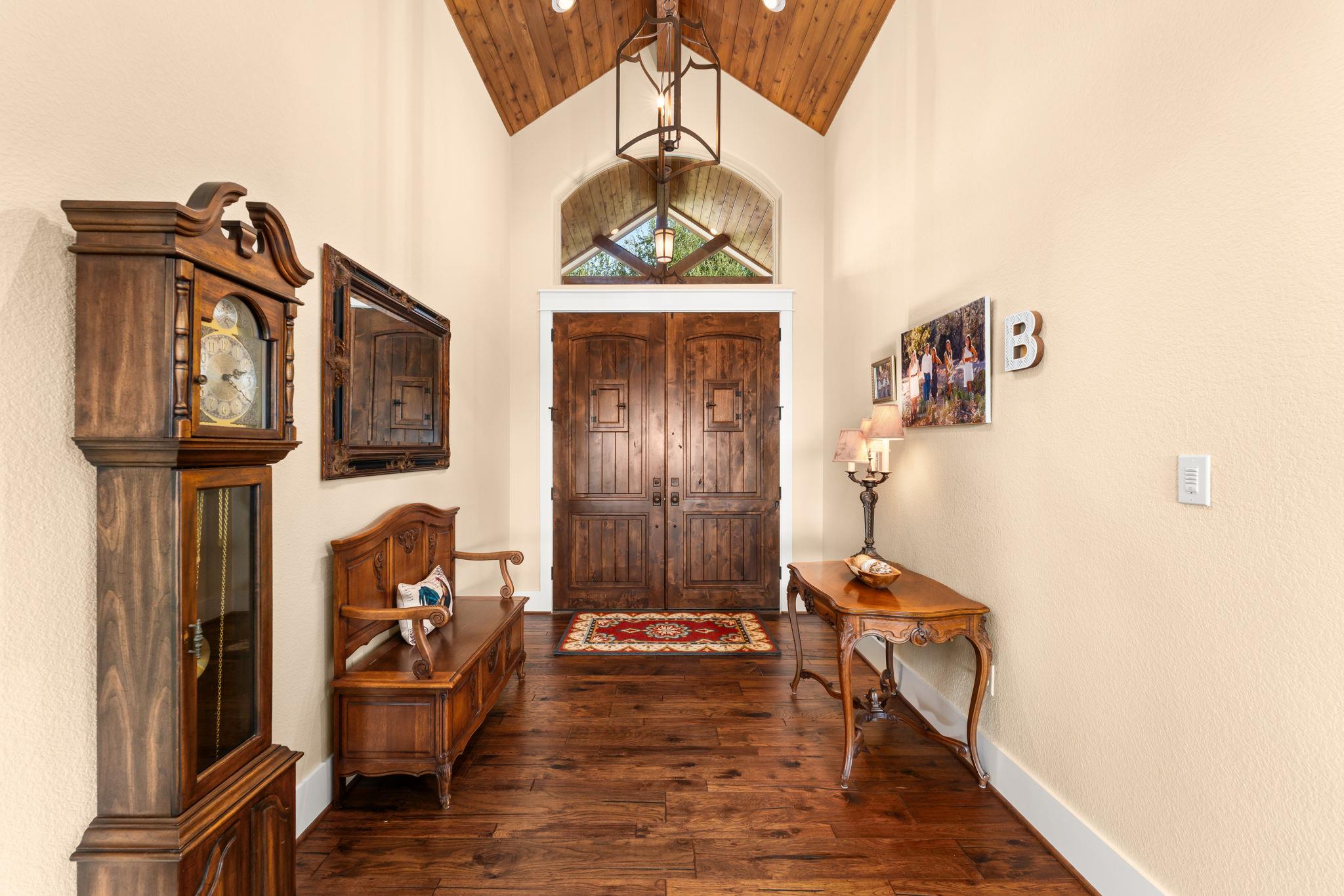 Image 9 of 40 For 1010 Vista Ridge Dr