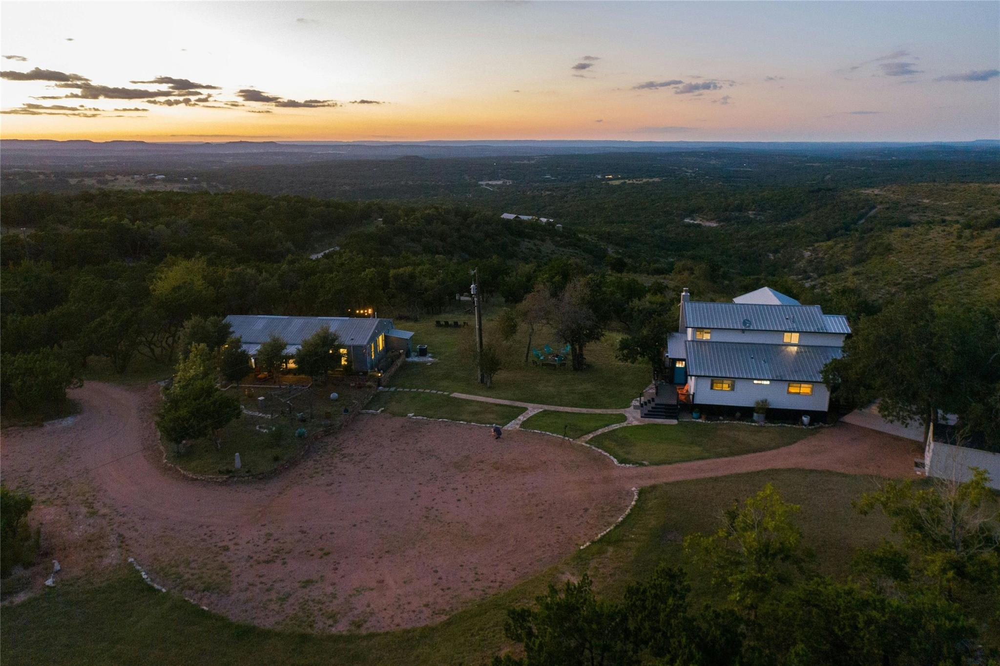 Image 37 of 40 For 2200 Divide Pass