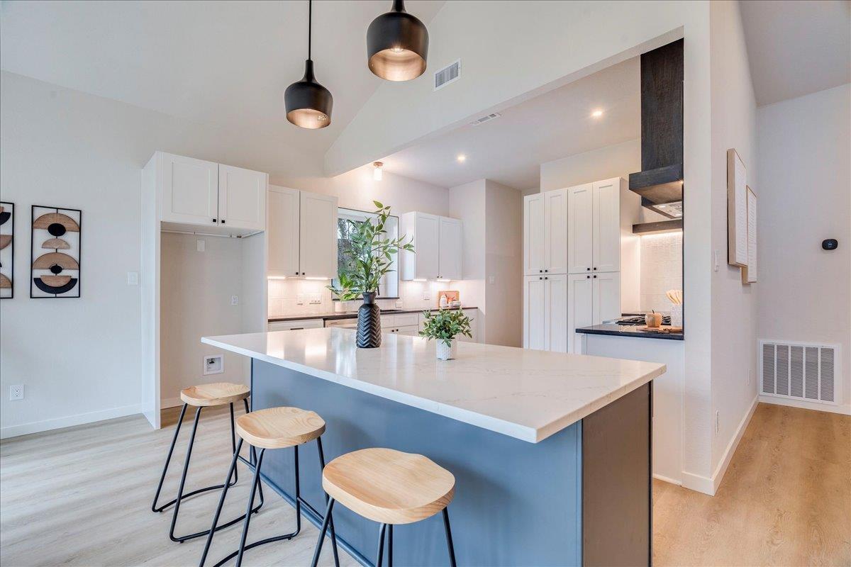 Image 2 of 40 For 8308 Foxhound Trl