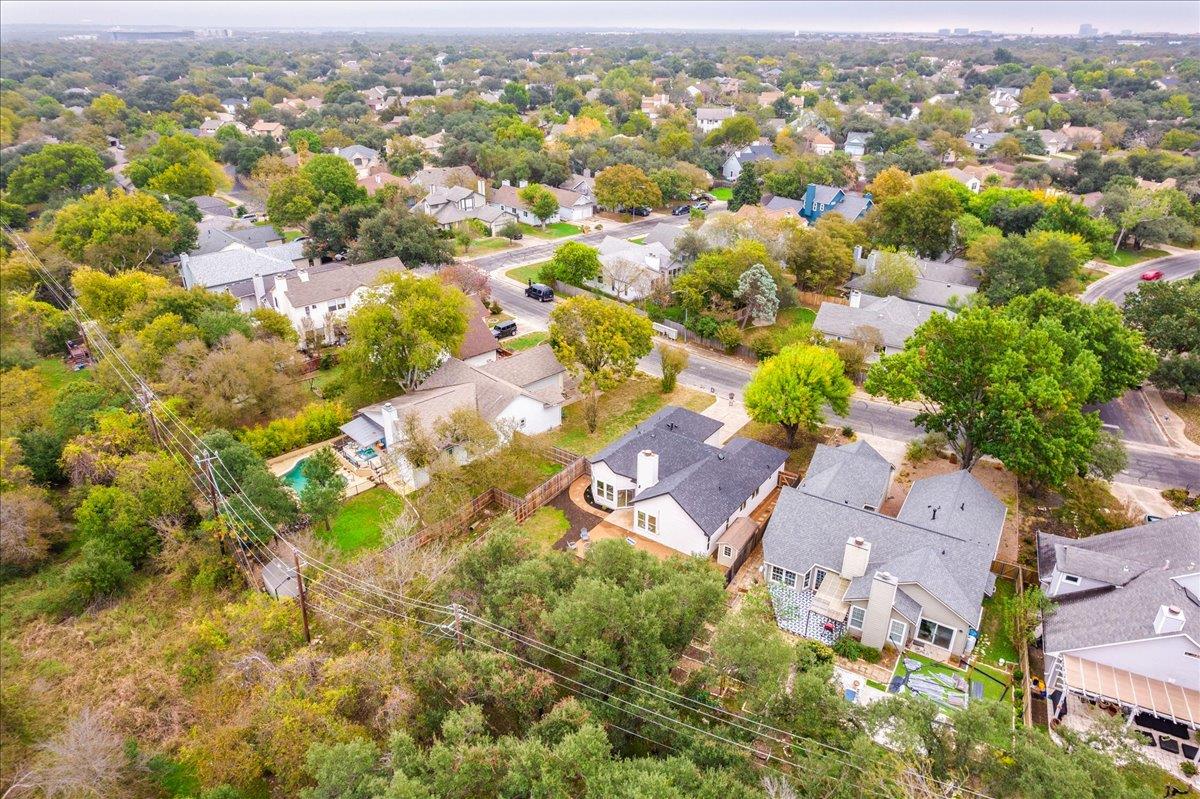 Image 35 of 40 For 8308 Foxhound Trl