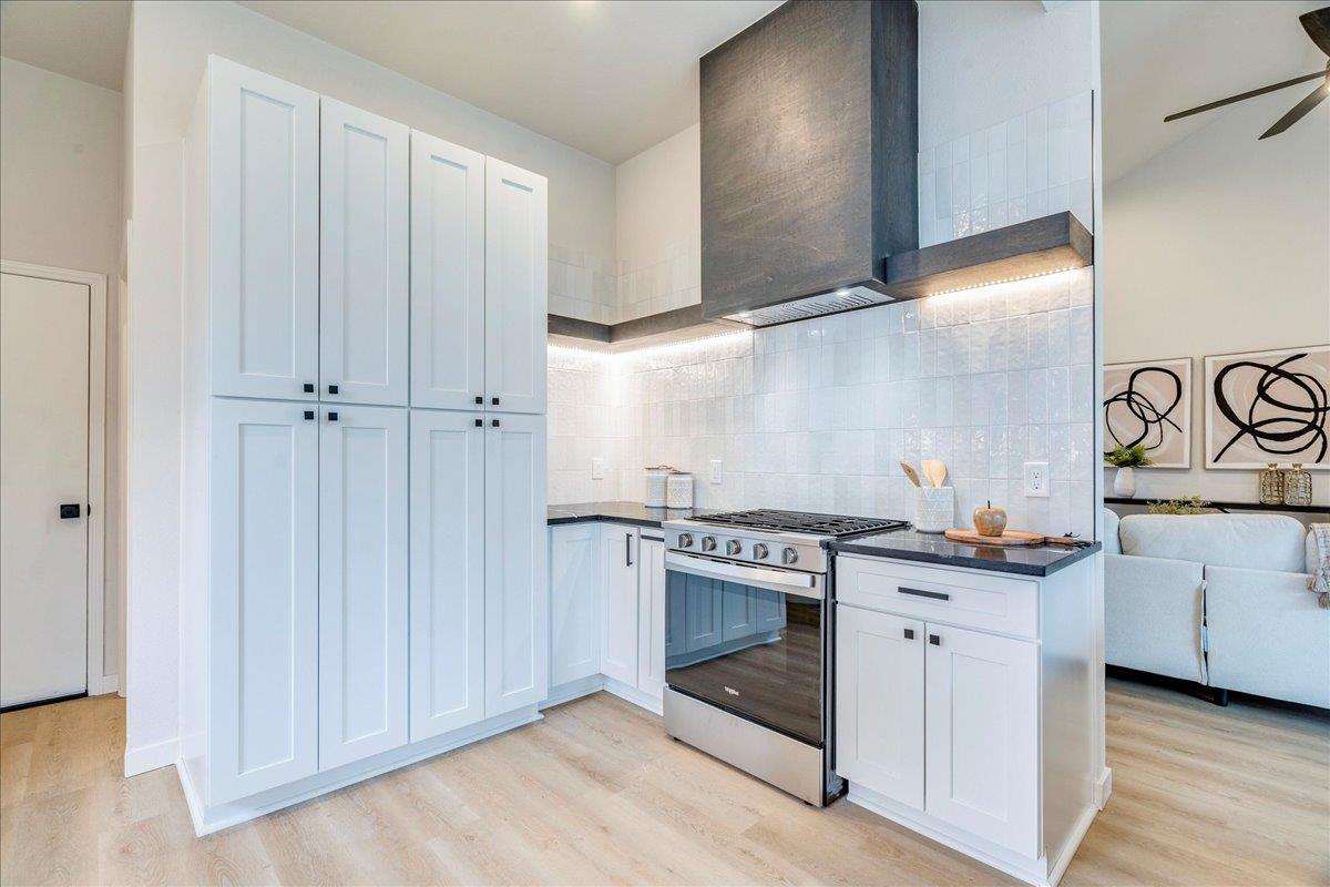 Image 9 of 40 For 8308 Foxhound Trl