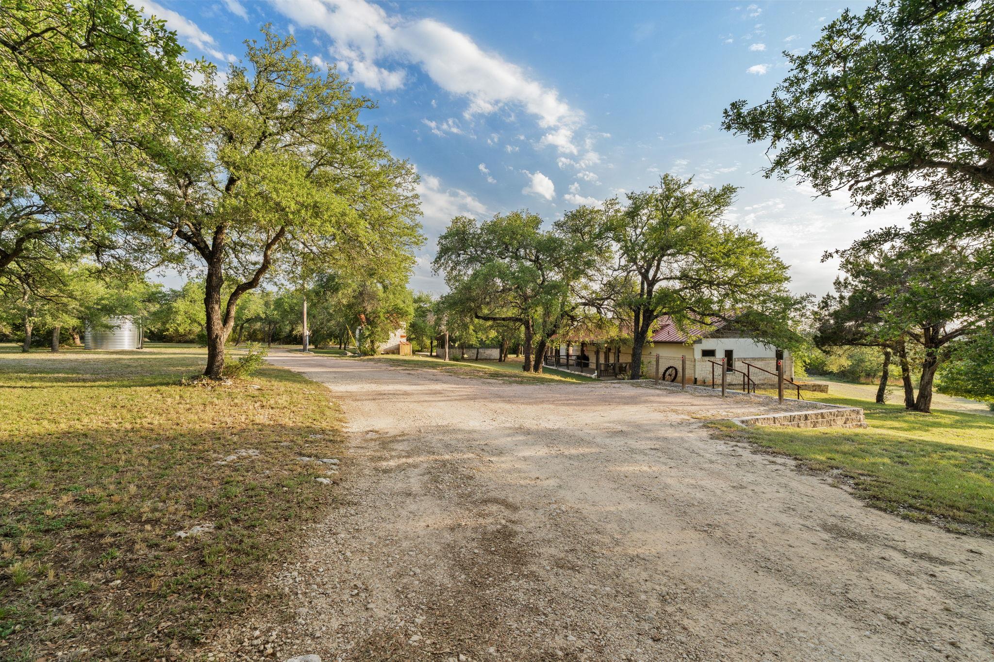 Image 26 of 33 For 492 Billy Sisson Rd