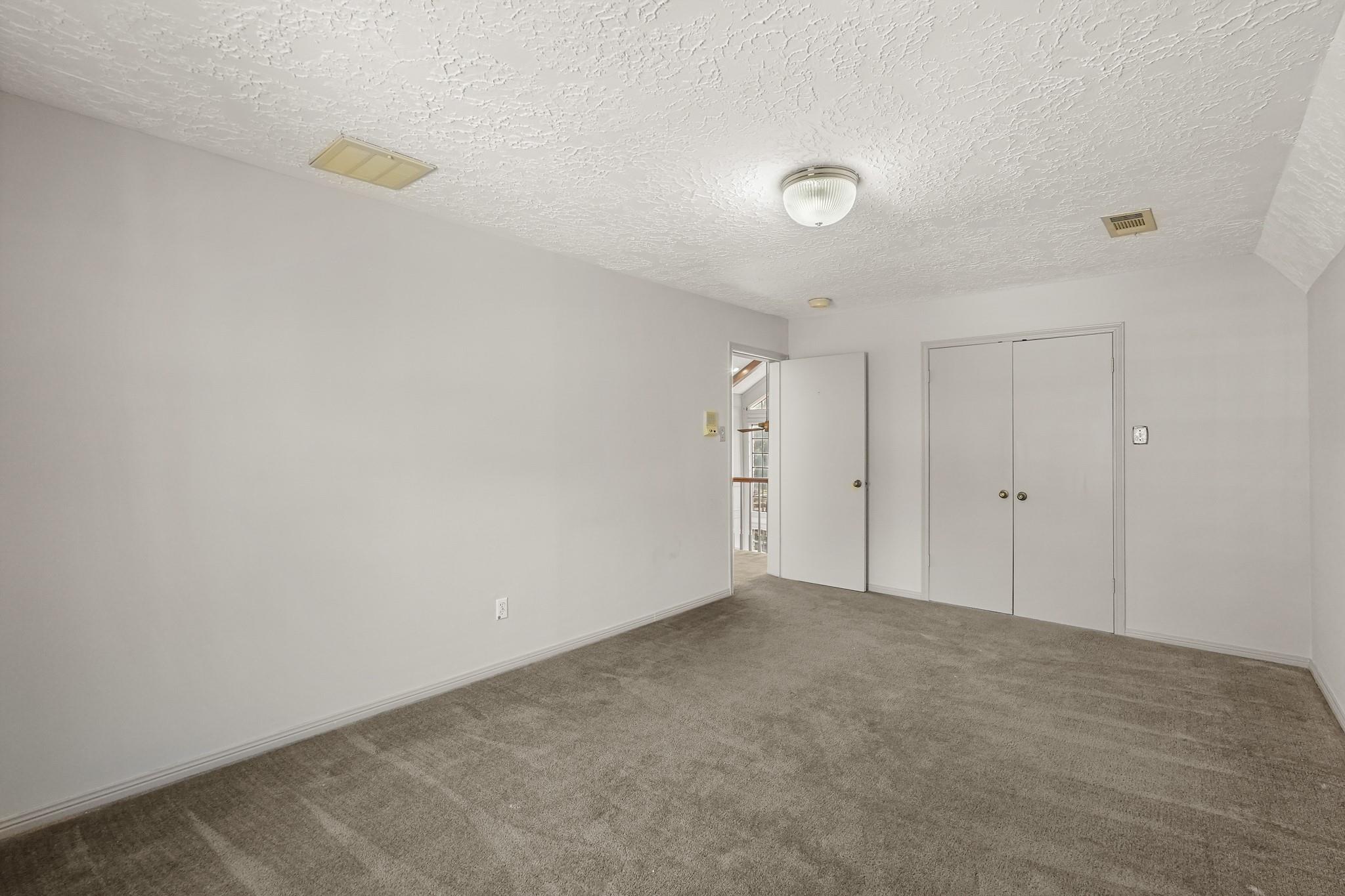 Image 25 of 38 For 13218 Blossomheath Rd