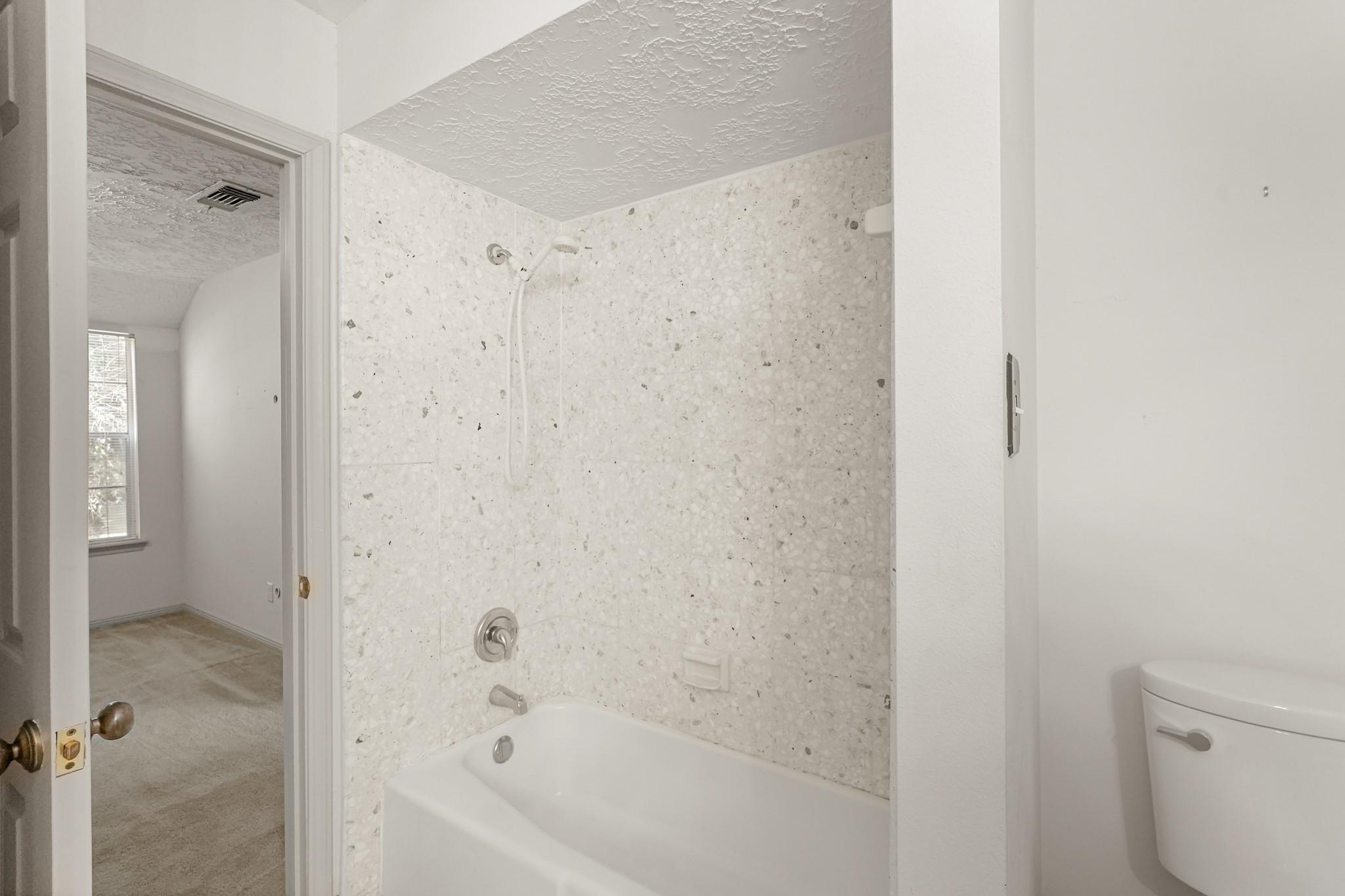 Image 31 of 38 For 13218 Blossomheath Rd