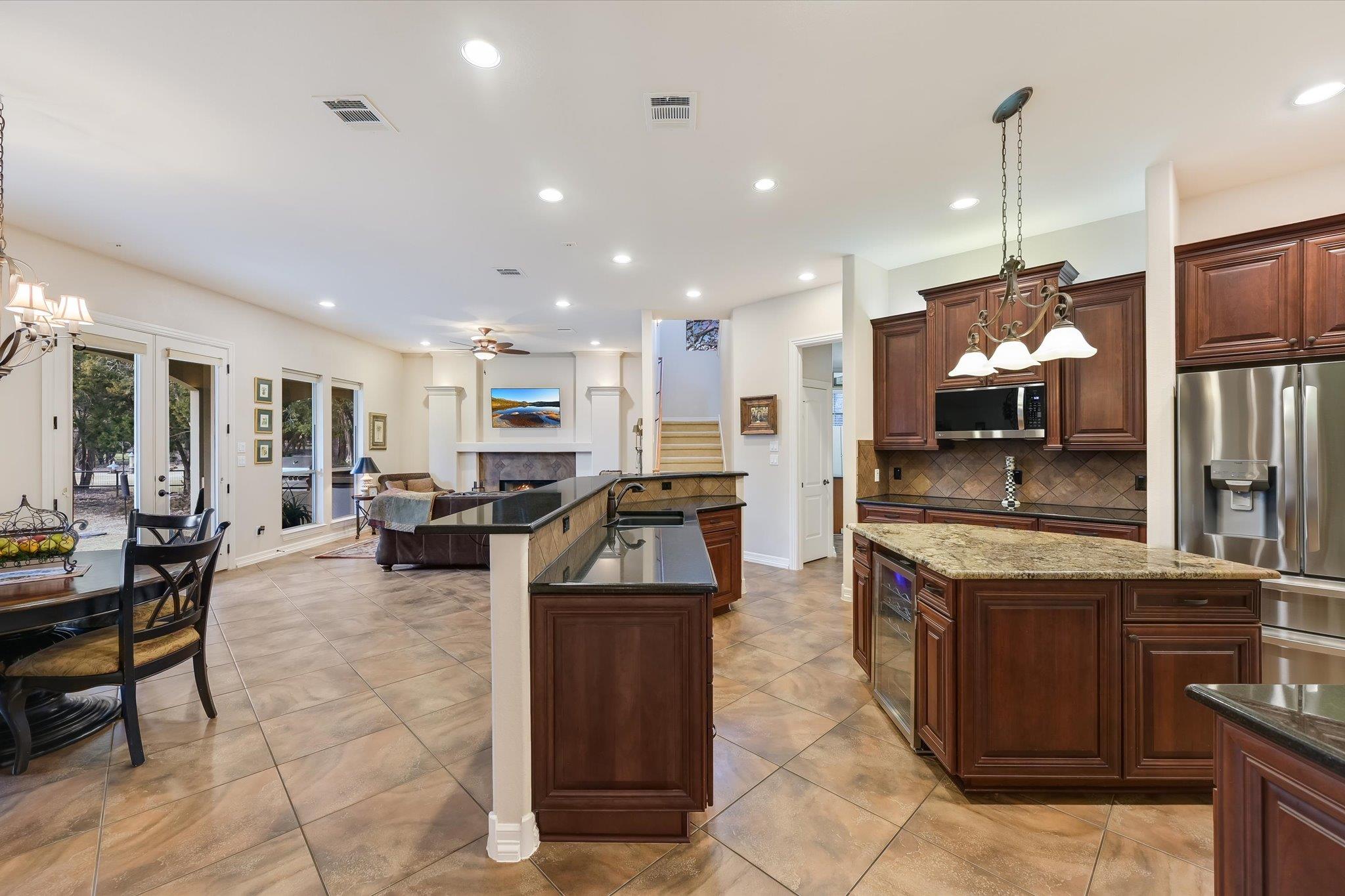 Image 14 of 39 For 2609 Camel Trl