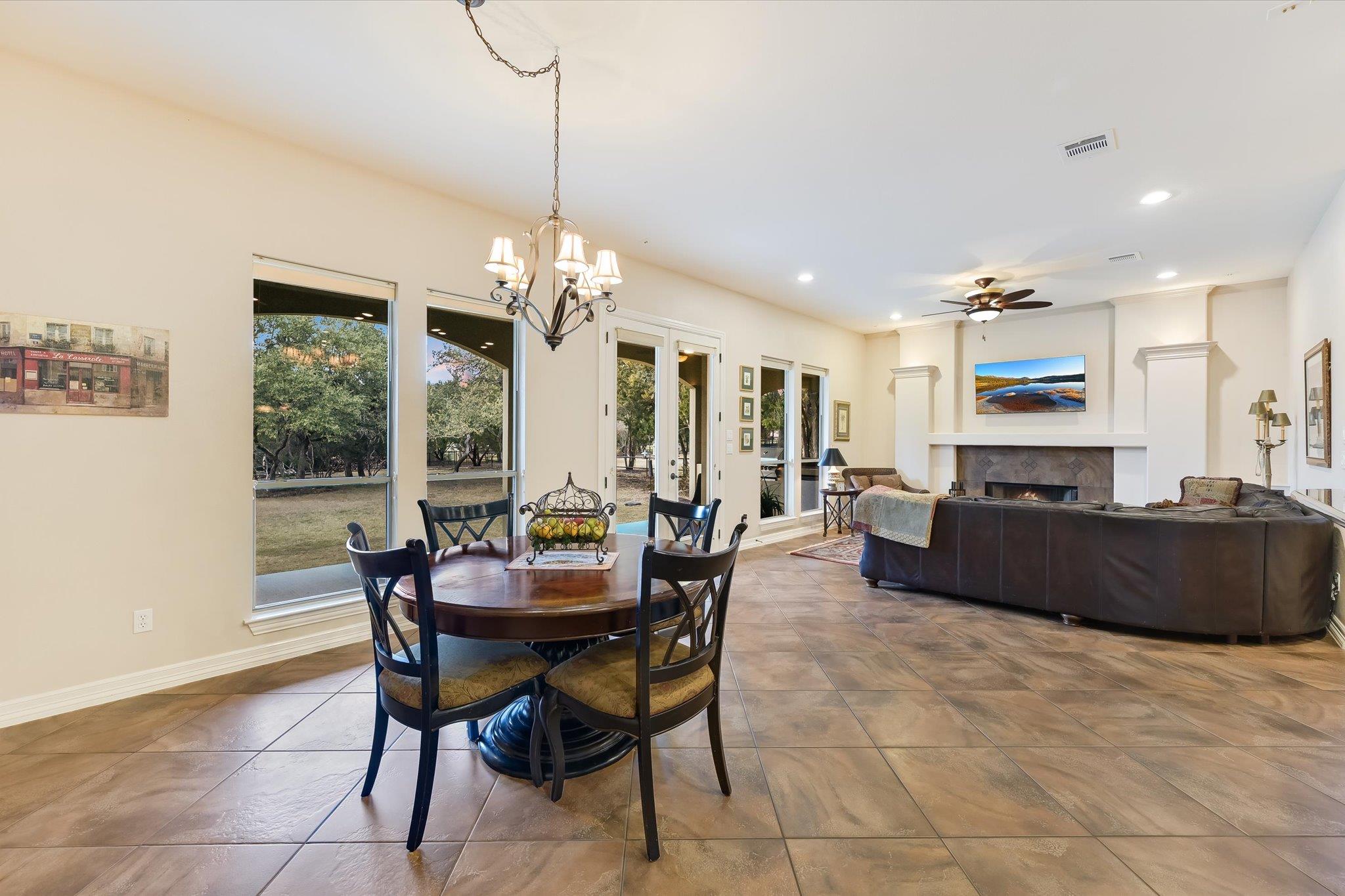 Image 19 of 39 For 2609 Camel Trl