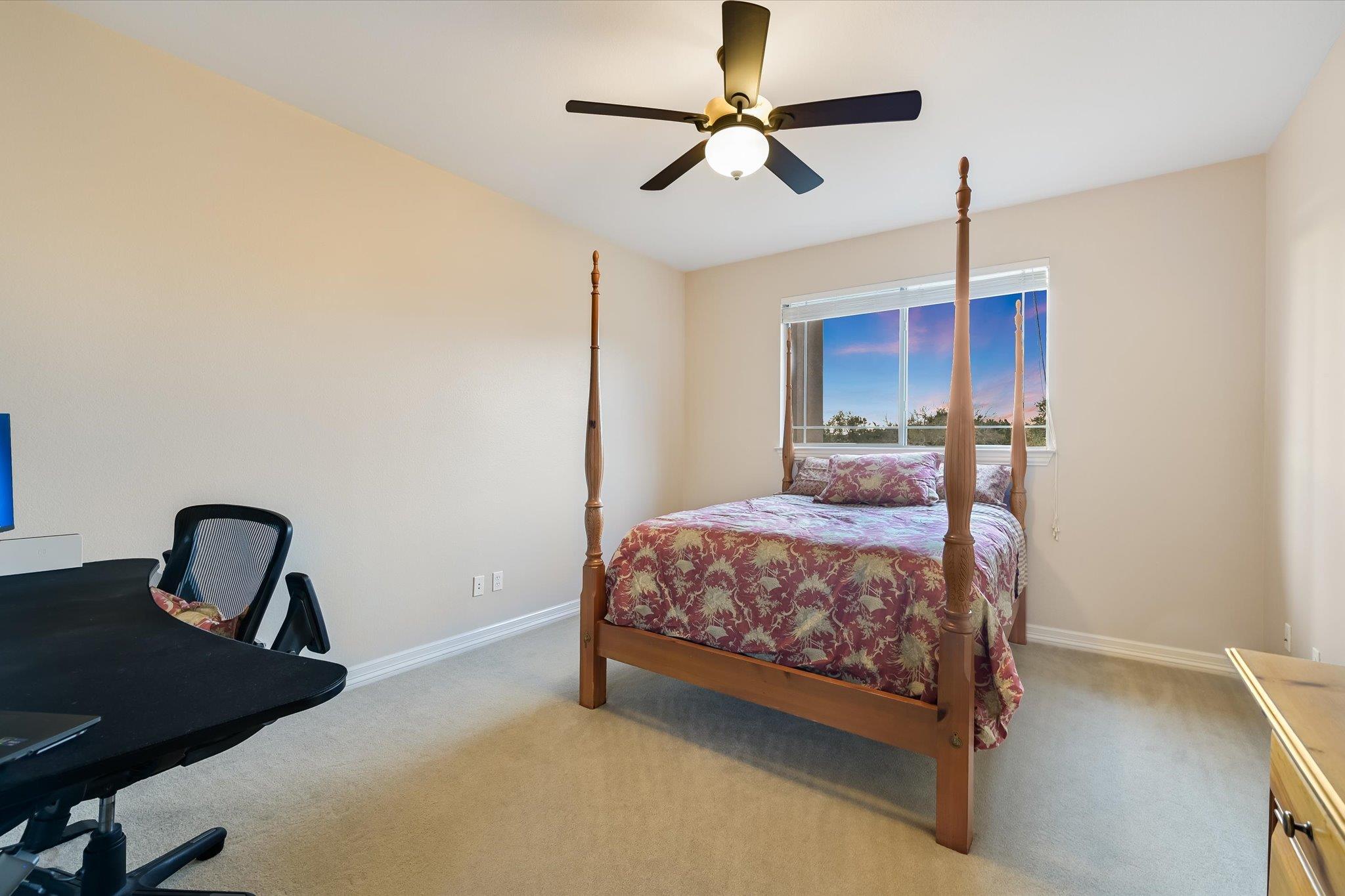 Image 30 of 39 For 2609 Camel Trl