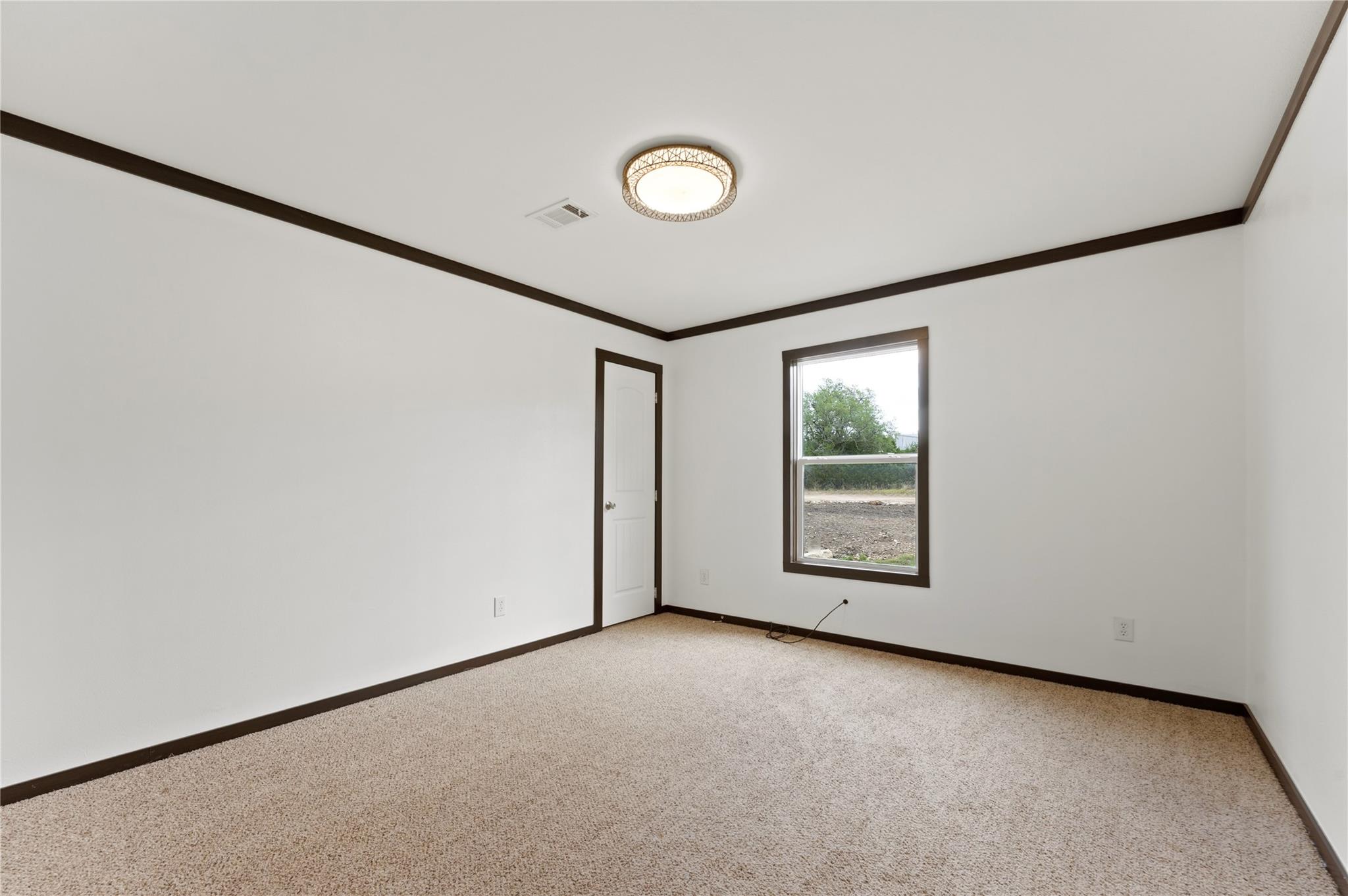 Image 35 of 40 For 722 Wildwood Ln