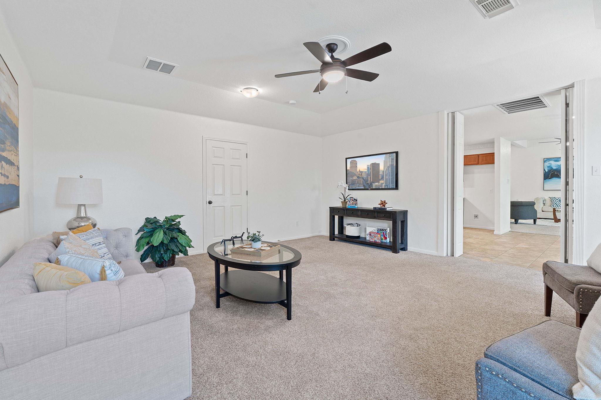 Image 21 of 38 For 12216 Hanging Valley Dr