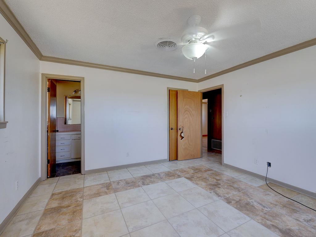 Image 35 of 40 For 5400 Gander Slough Rd