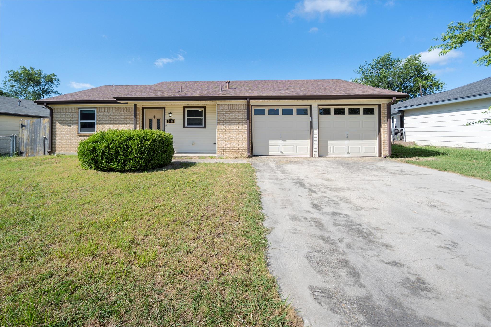 Details for 2010 Continental Dr, Killeen, TX 76543