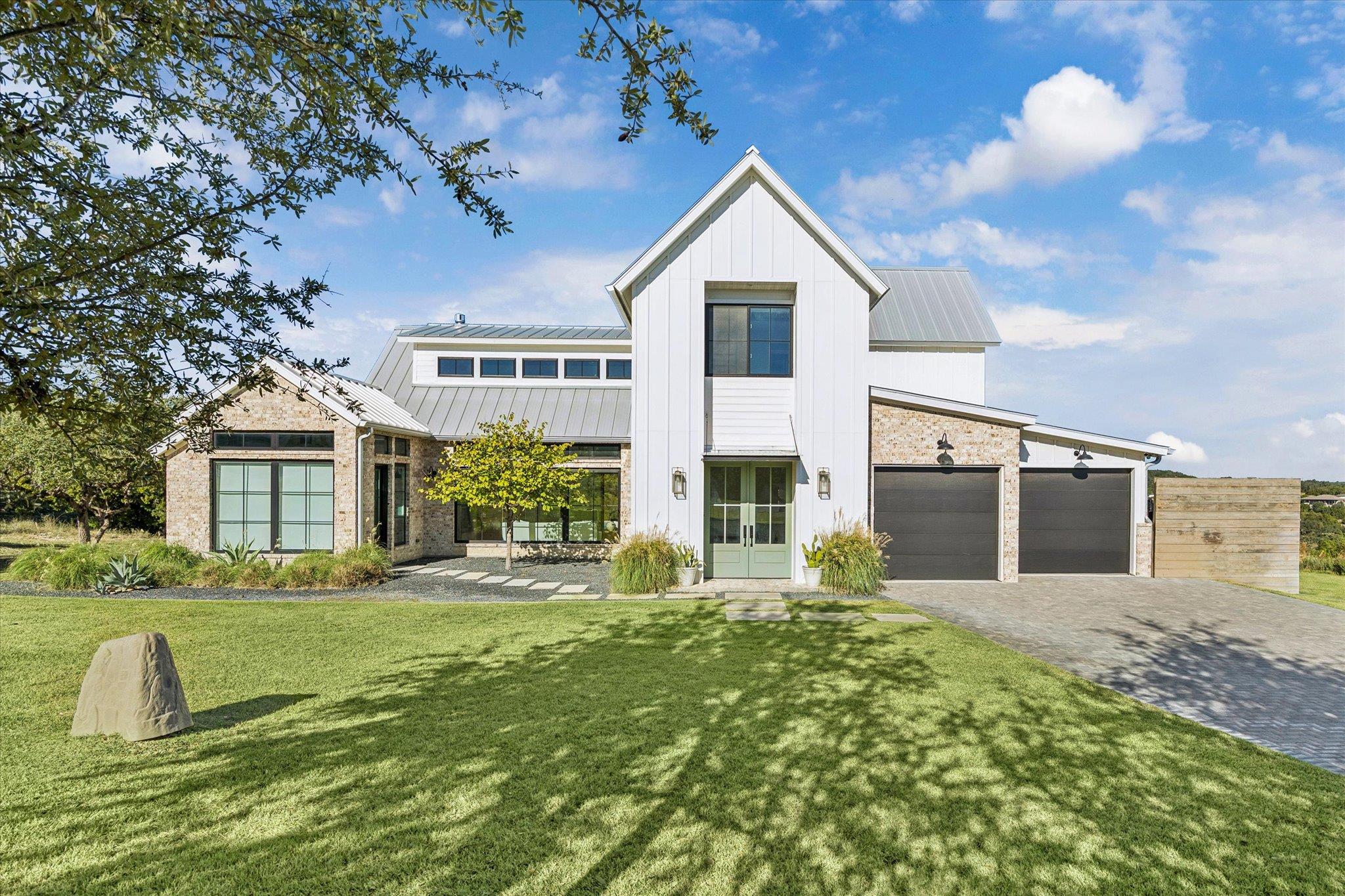 Details for 5000 Creek Meadow Cv, Spicewood, TX 78669