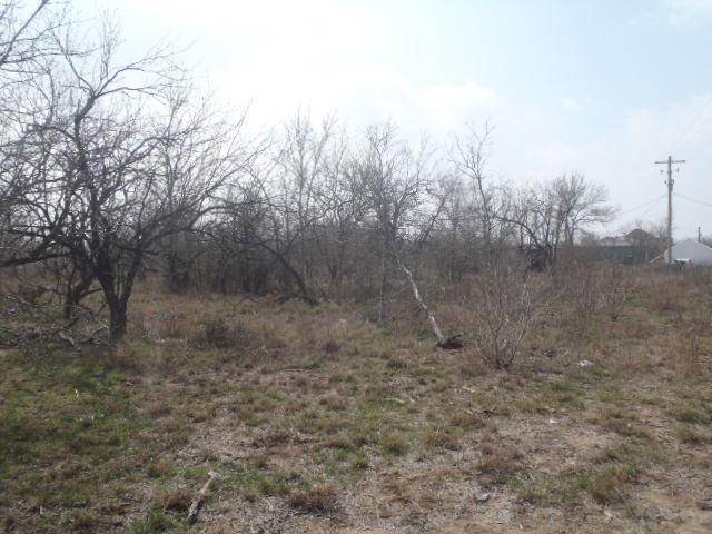 Image 4 of 32 For 1580 Pooley Rd