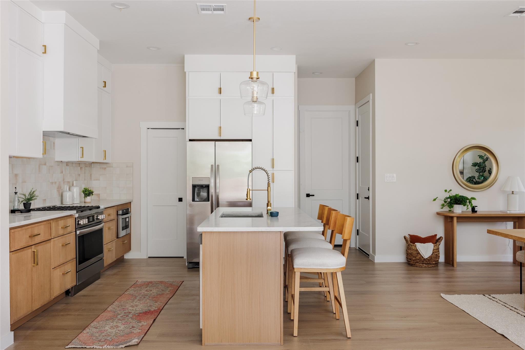 Image 10 of 34 For 901 Redd St 2