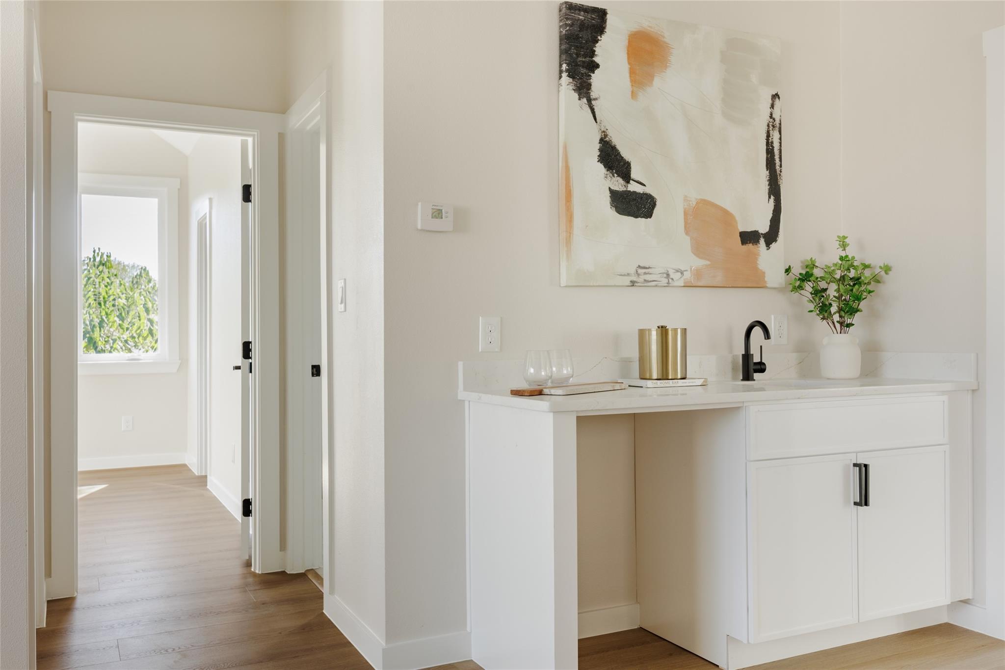 Image 29 of 34 For 901 Redd St 2