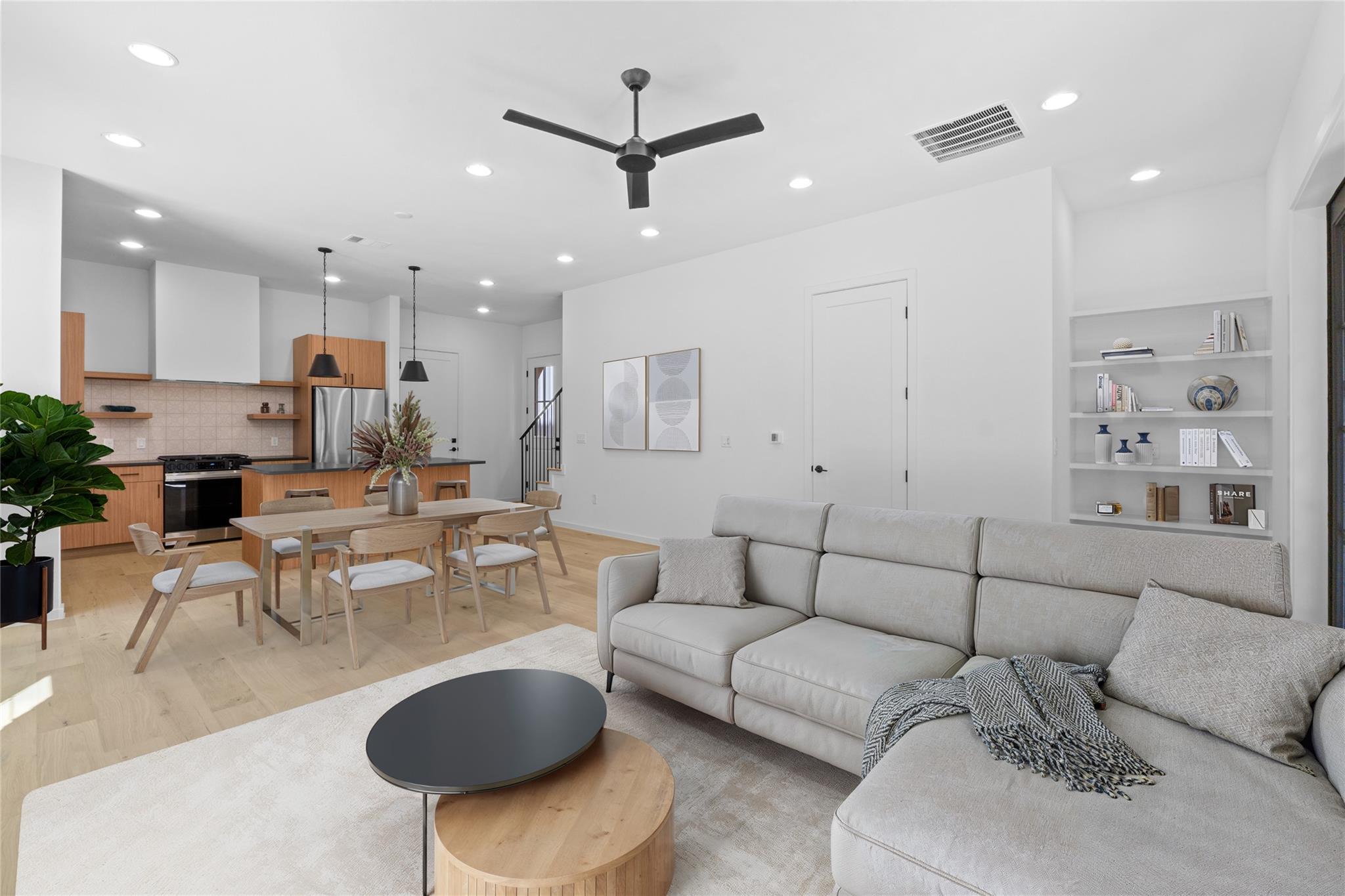 Image 2 of 18 For 3500 Pecan Springs Rd.  16