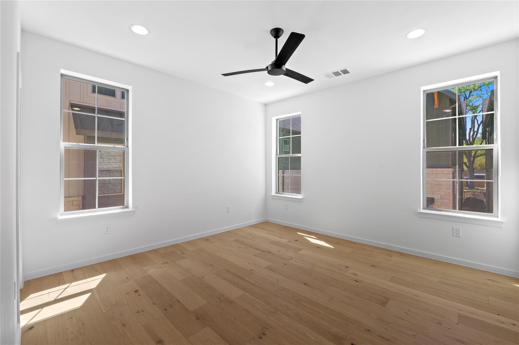 Image 7 of 18 For 3500 Pecan Springs Rd.  16