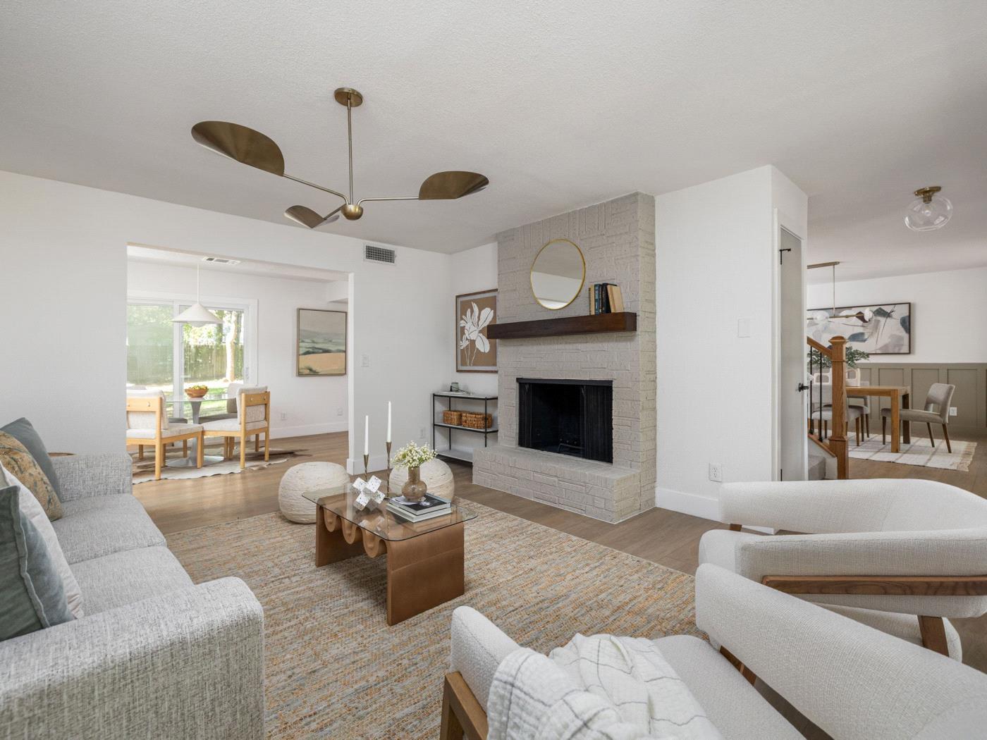 Image 18 of 30 For 2503 Castledale Dr