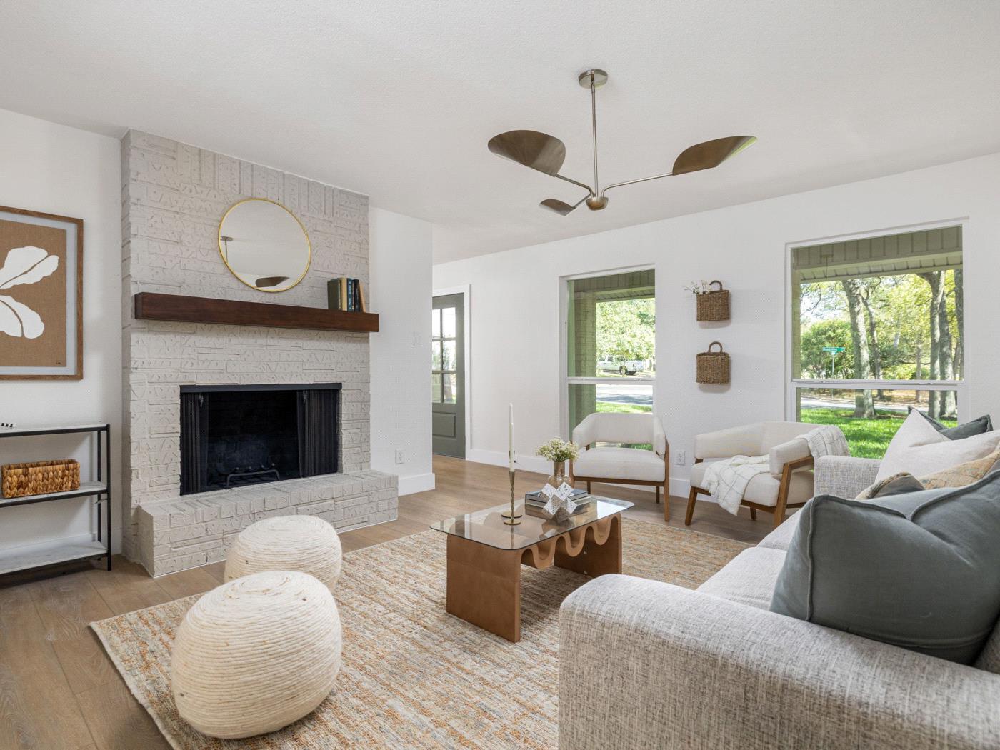 Image 19 of 30 For 2503 Castledale Dr