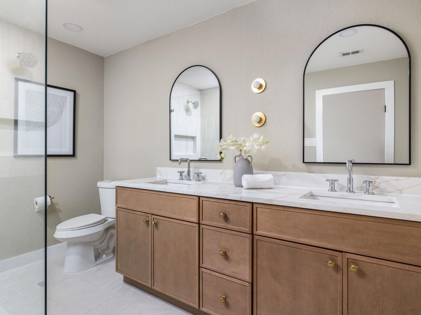 Image 21 of 30 For 2503 Castledale Dr