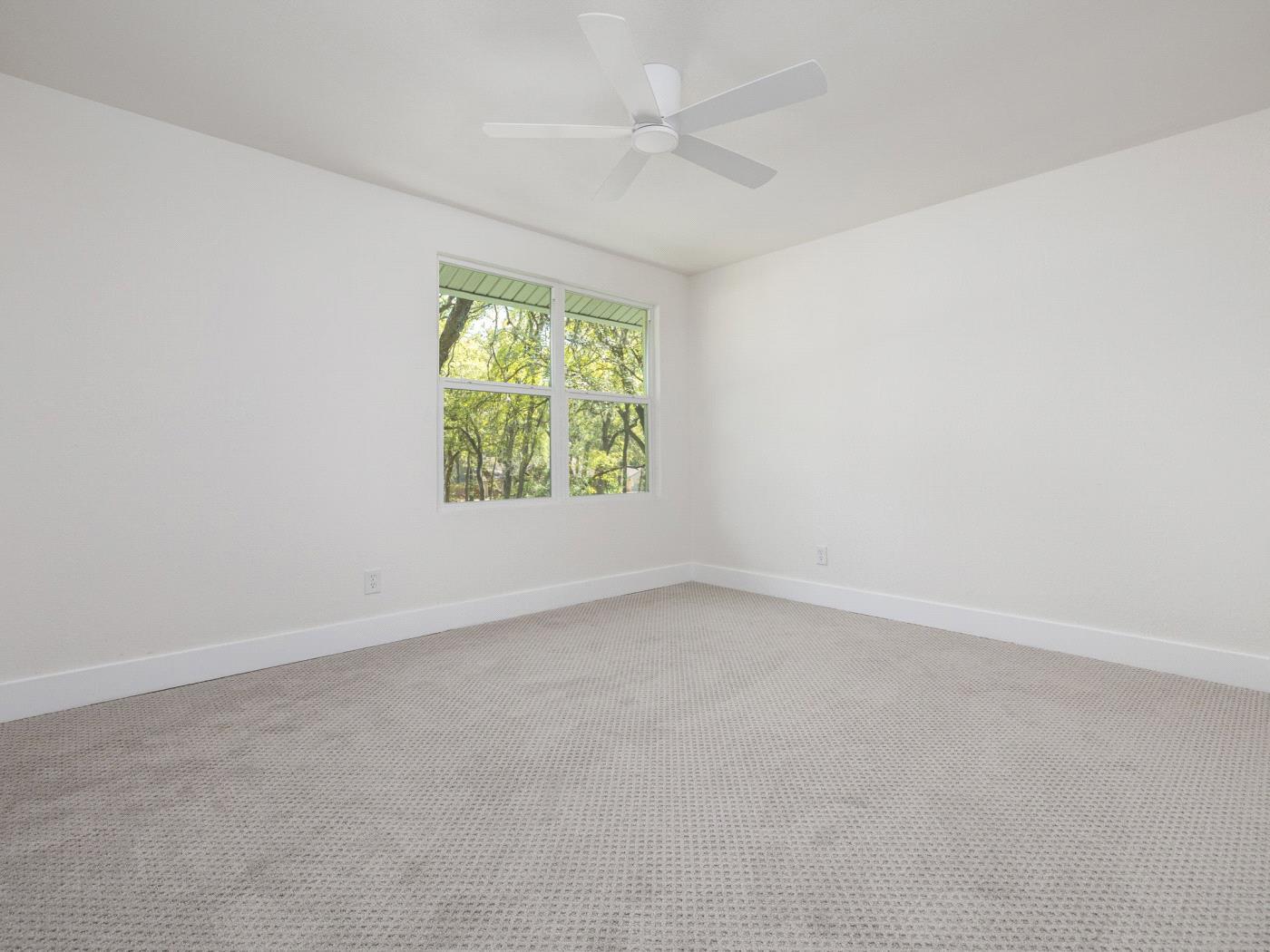 Image 22 of 30 For 2503 Castledale Dr