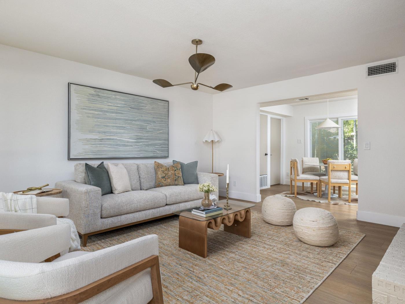 Image 5 of 30 For 2503 Castledale Dr