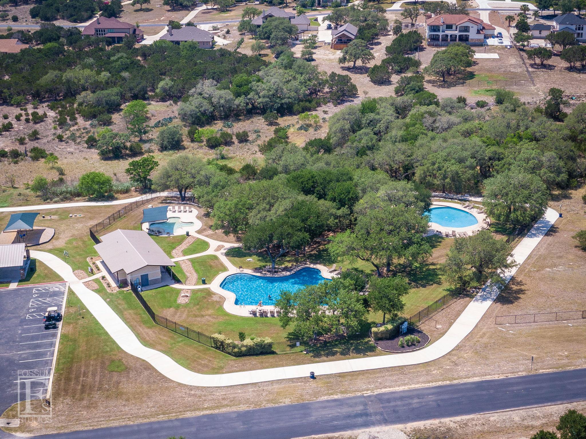 Image 37 of 40 For 750 Cambridge Dr