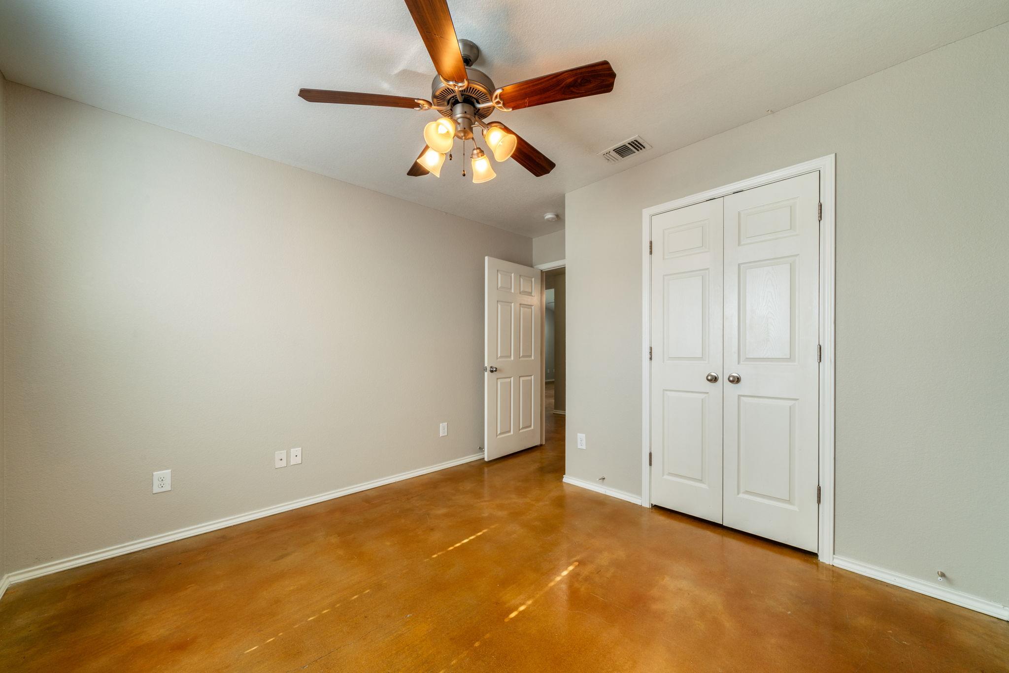 Image 20 of 27 For 1237 Jefferson Ave 407